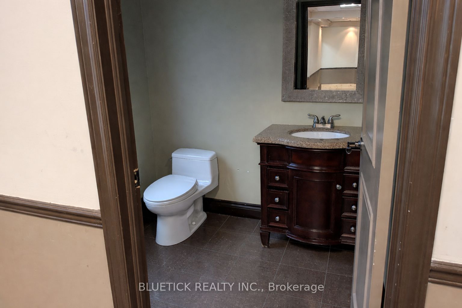 1055 Clark Boulevard Sf 5 Property Photo 10