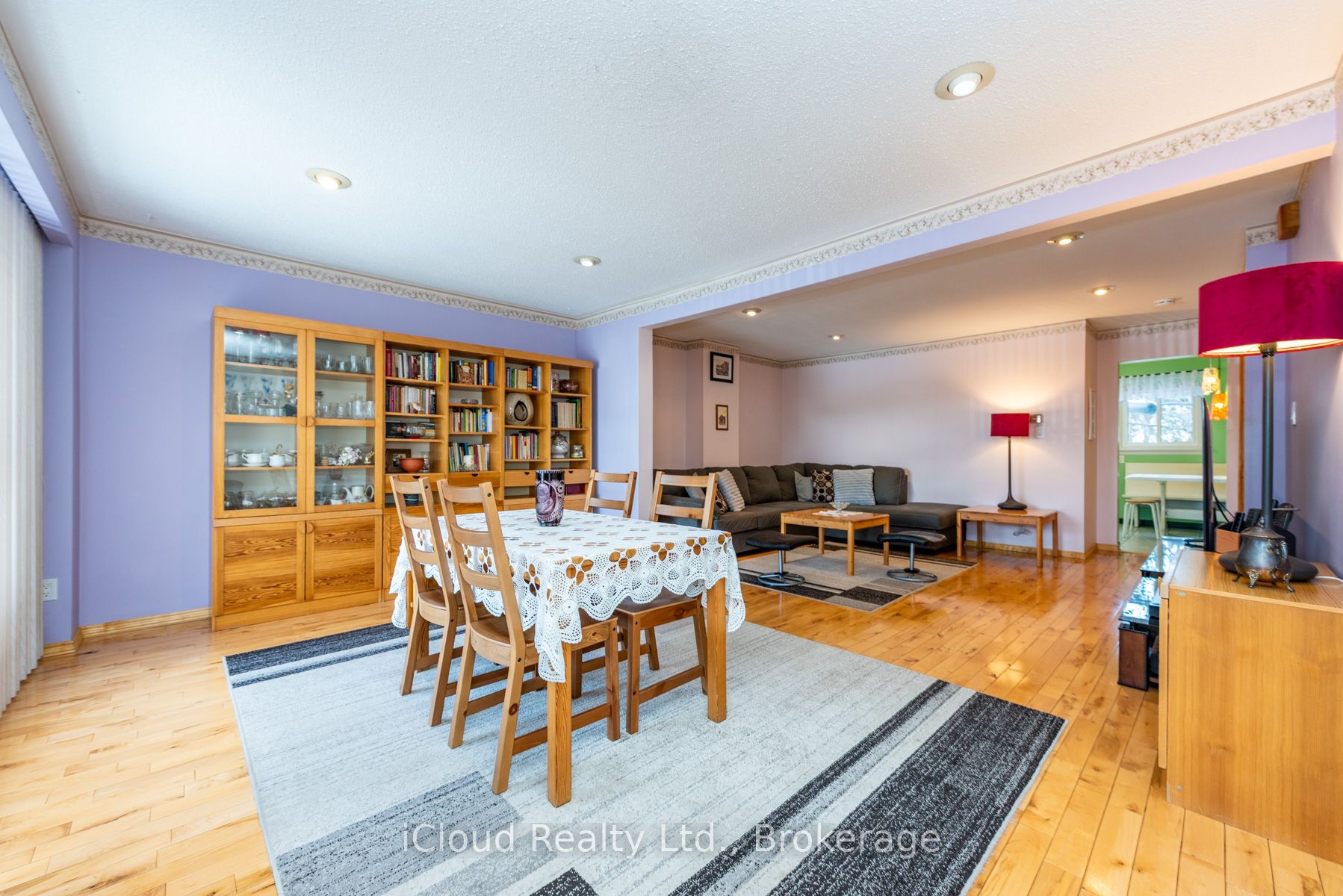46 Dearbourne Boulevard 56 Property Photo 20
