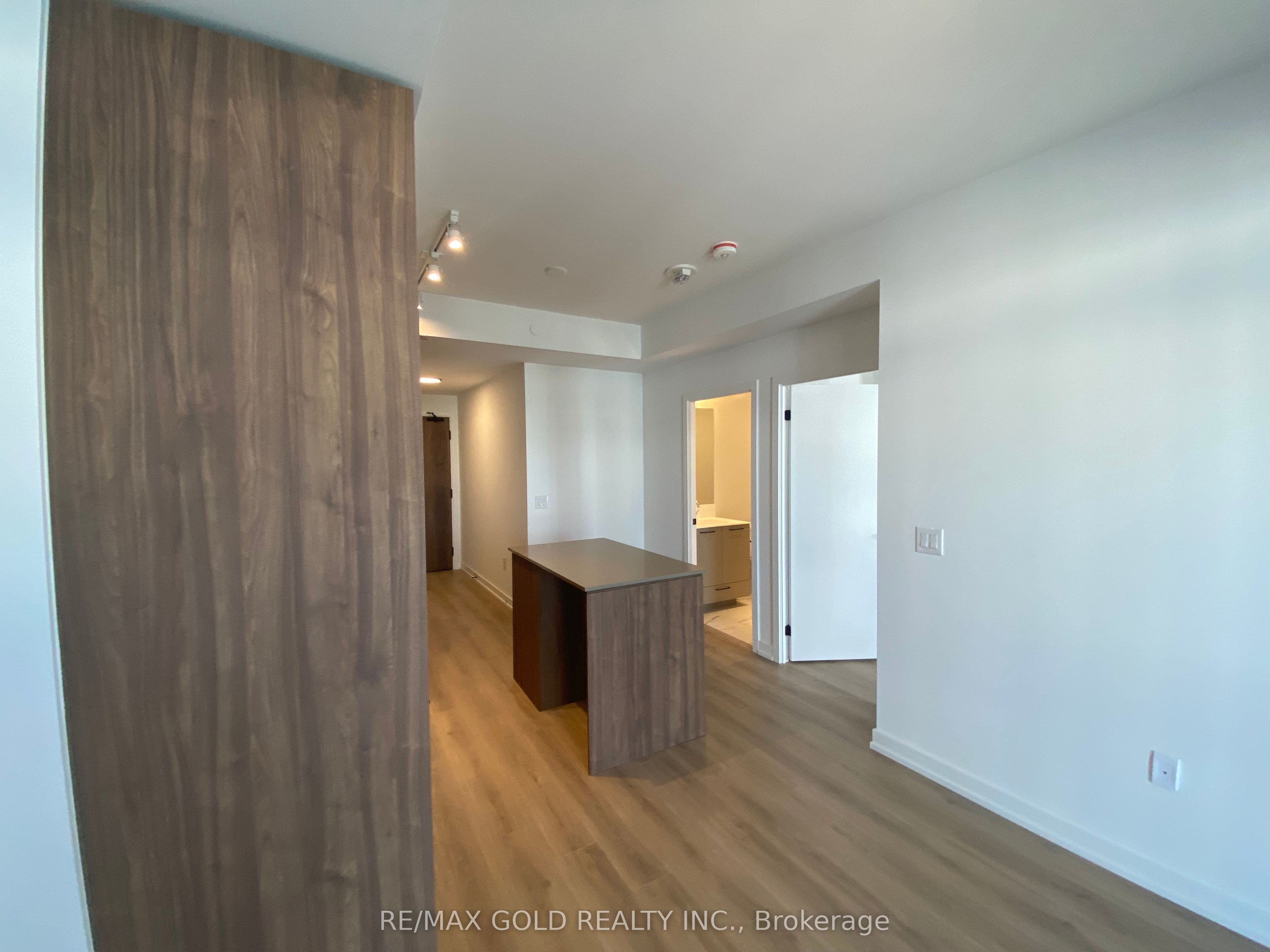 10 Lagerfeld Drive 301 Property Photo 27