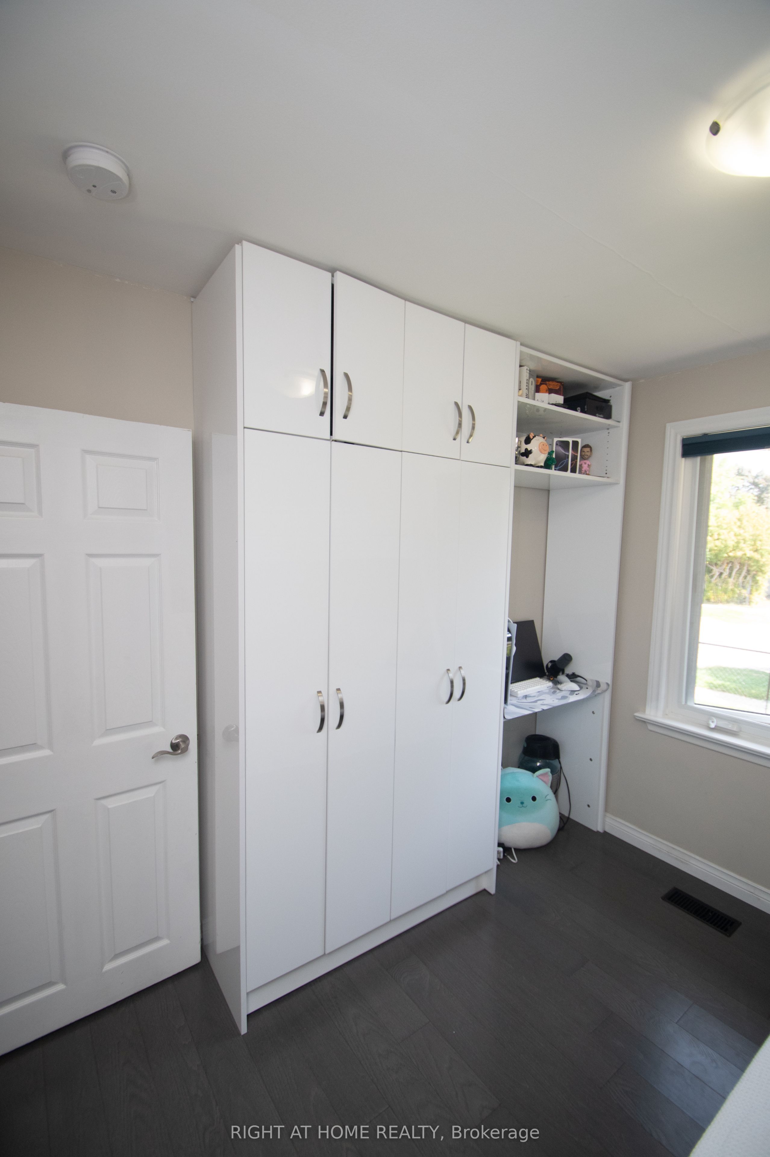 65 Bridgenorth Crescent Property Photo 13