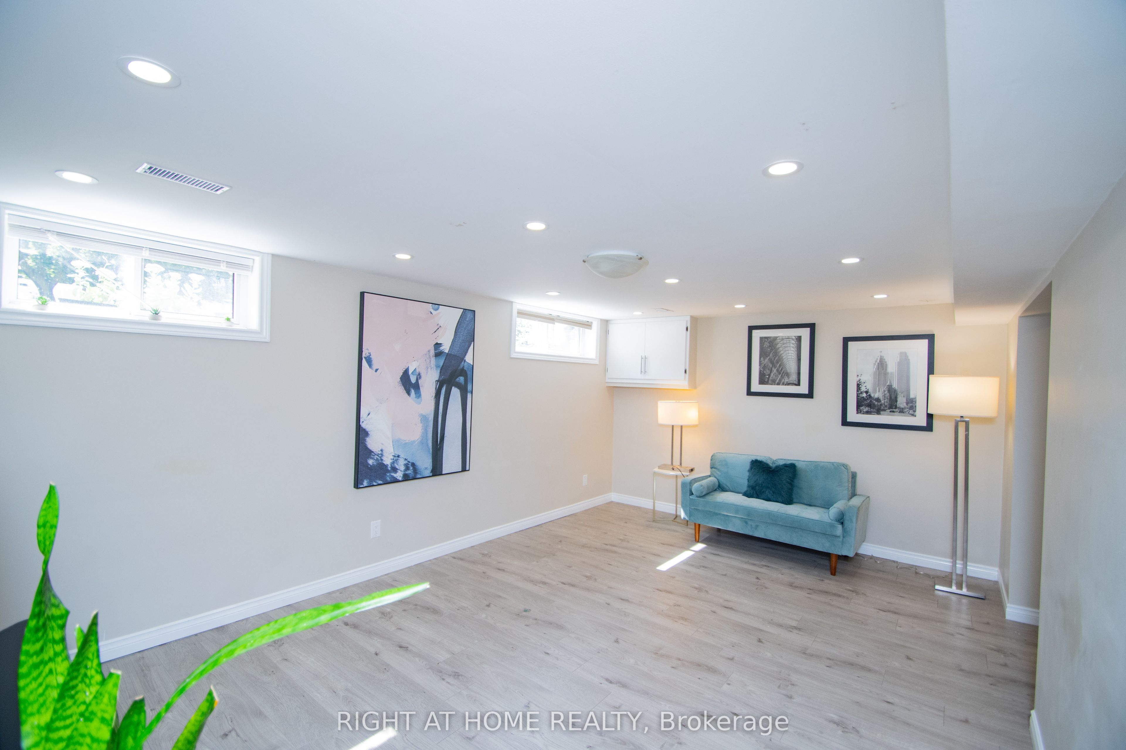 65 Bridgenorth Crescent Property Photo 22