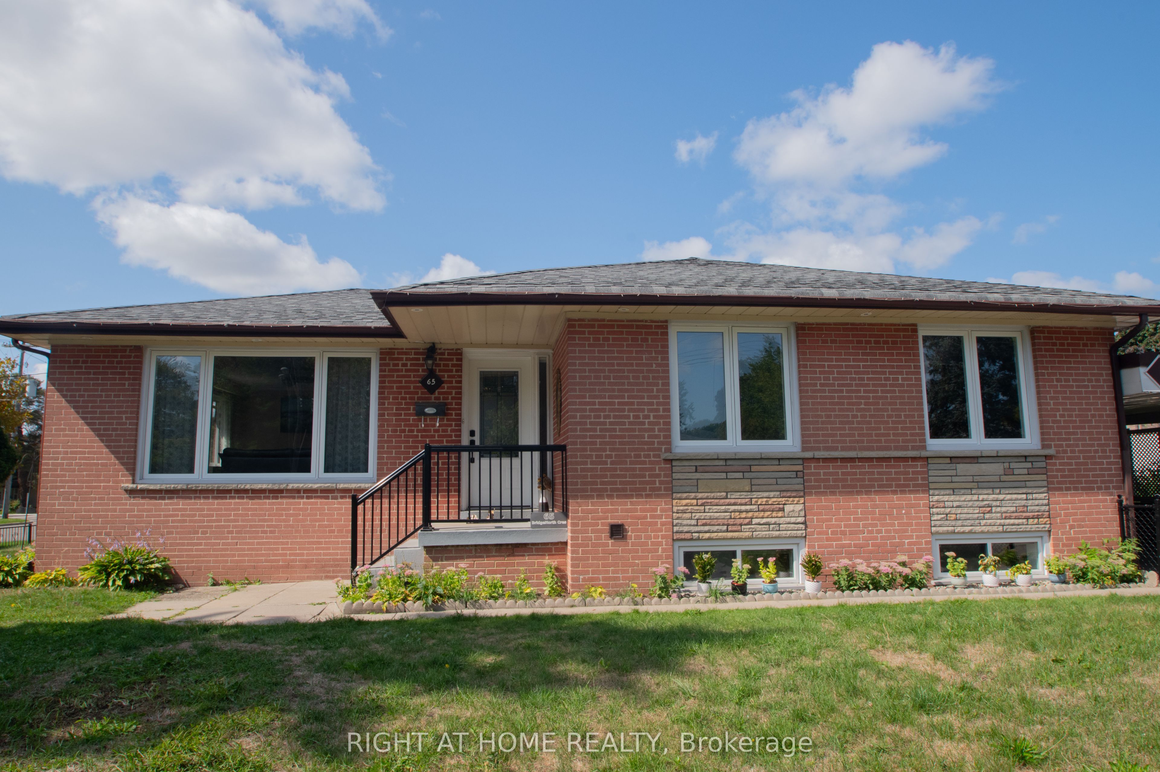 65 Bridgenorth Crescent Property Photo 34