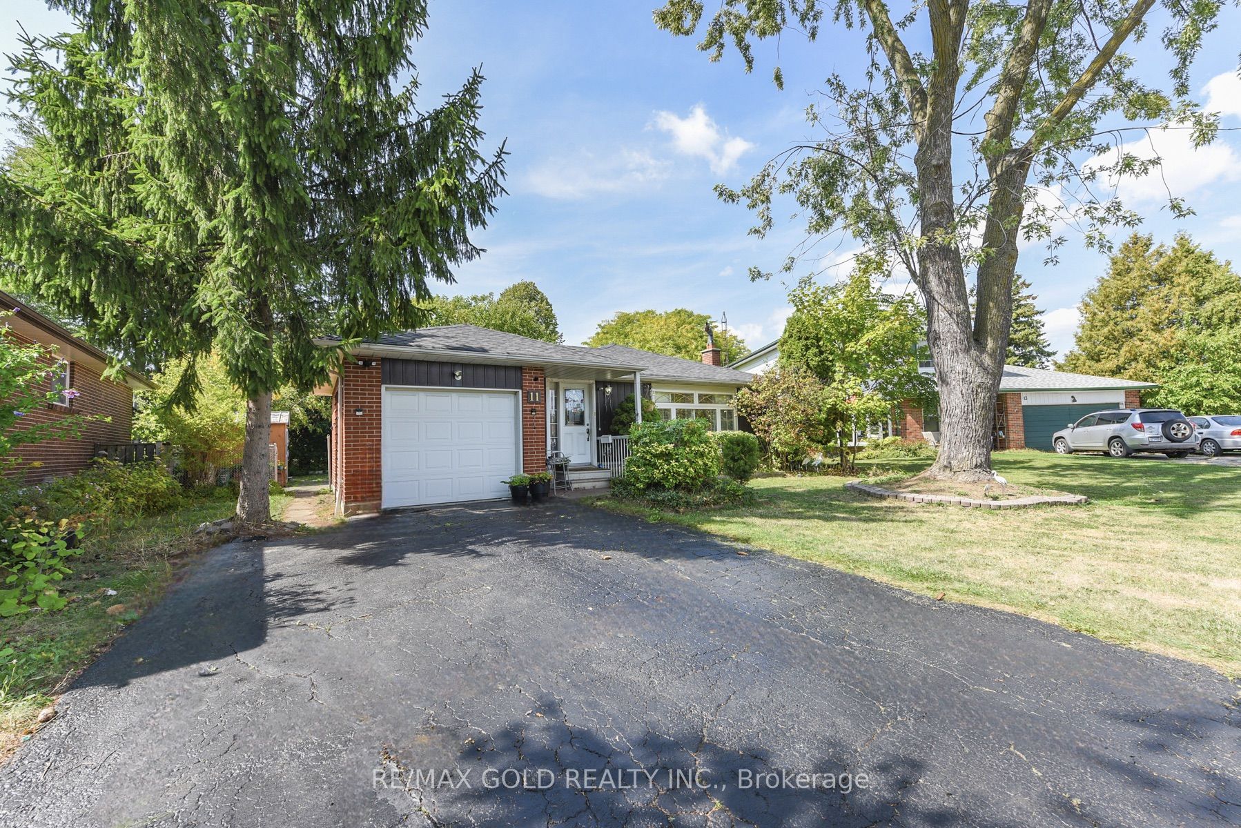 11 Dudley Place Property Photo 1