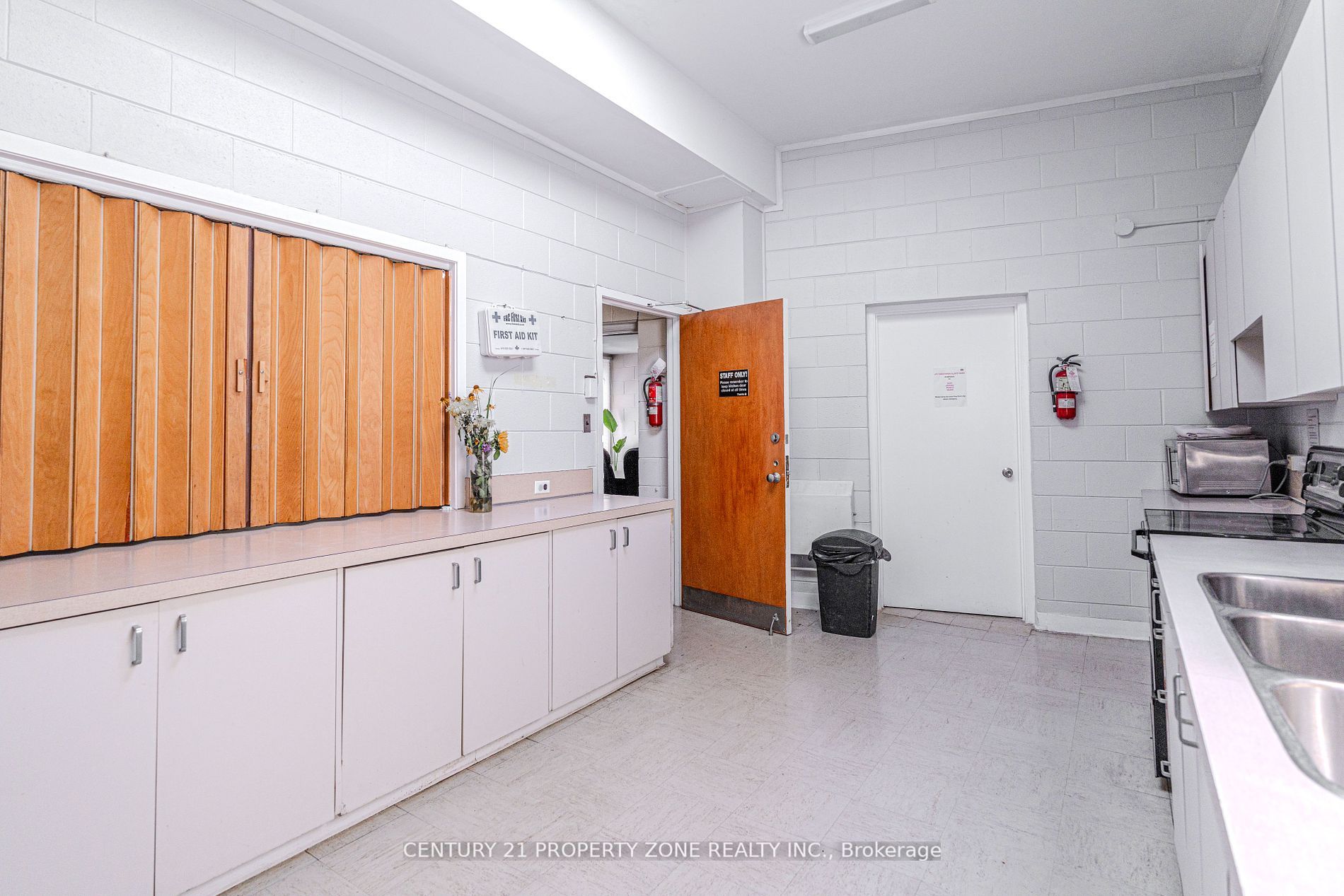 1261 North Sherdian Way Property Photo 17
