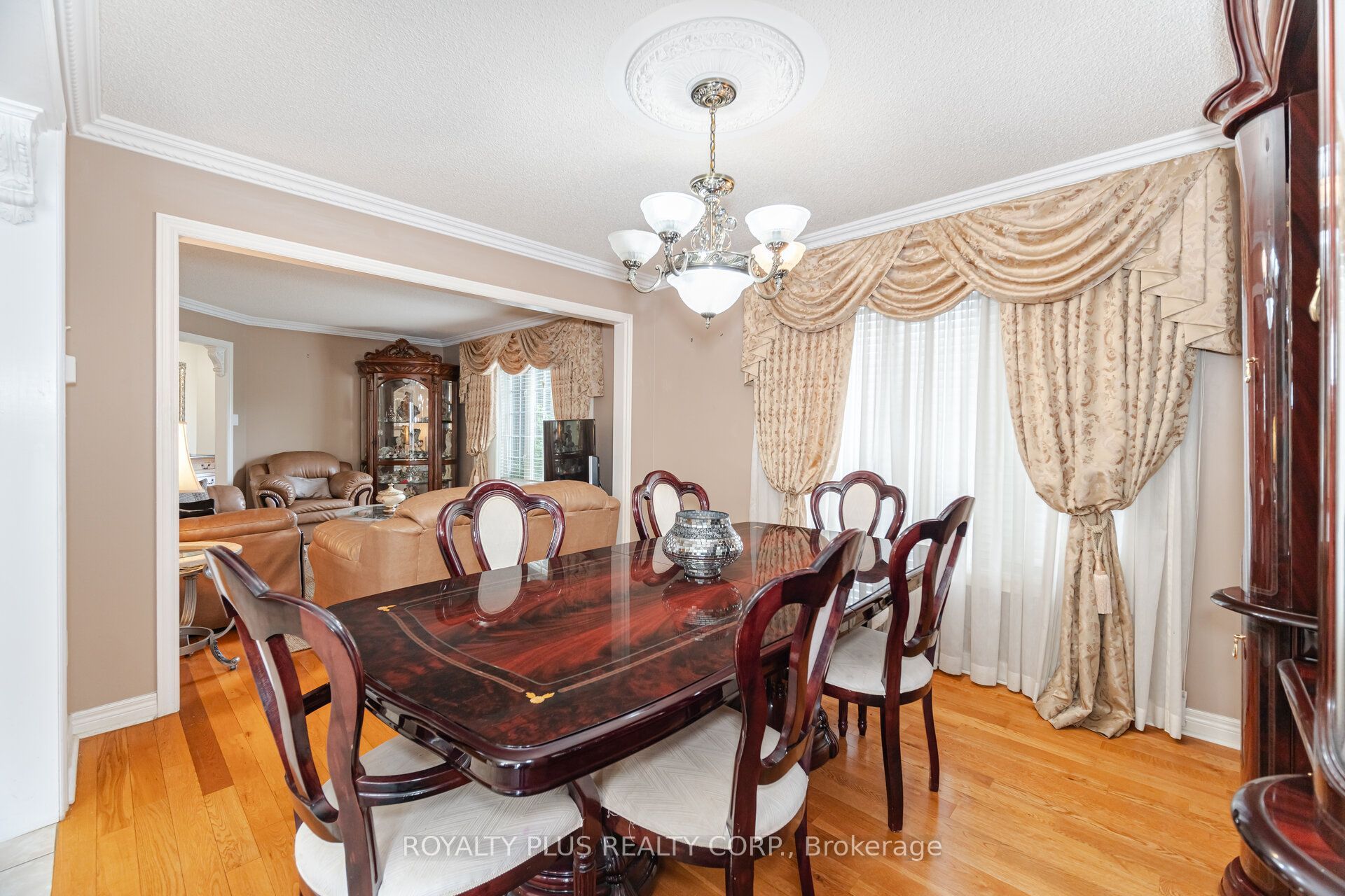 116 Frank Johnston Road Property Photo 11
