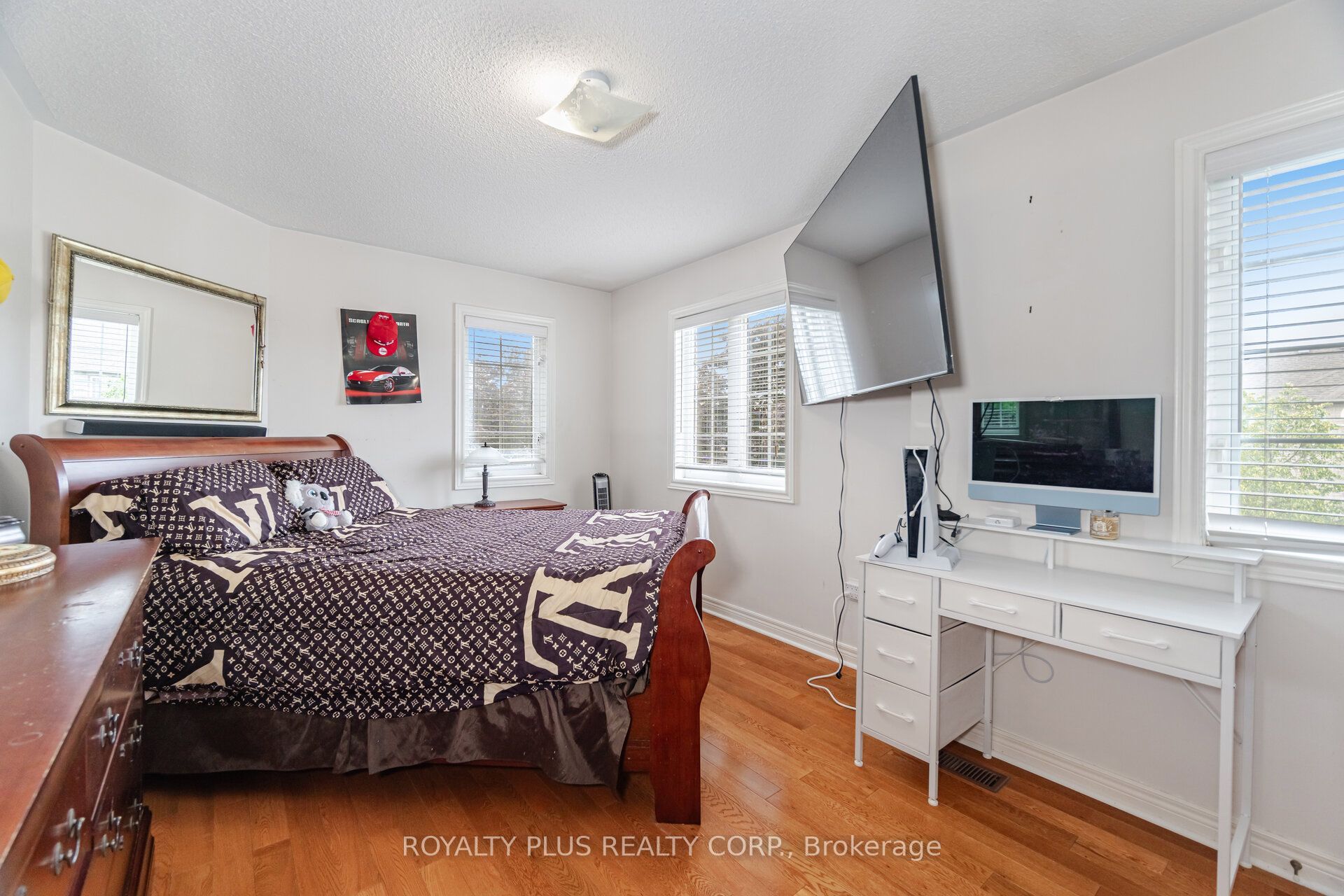 116 Frank Johnston Road Property Photo 28