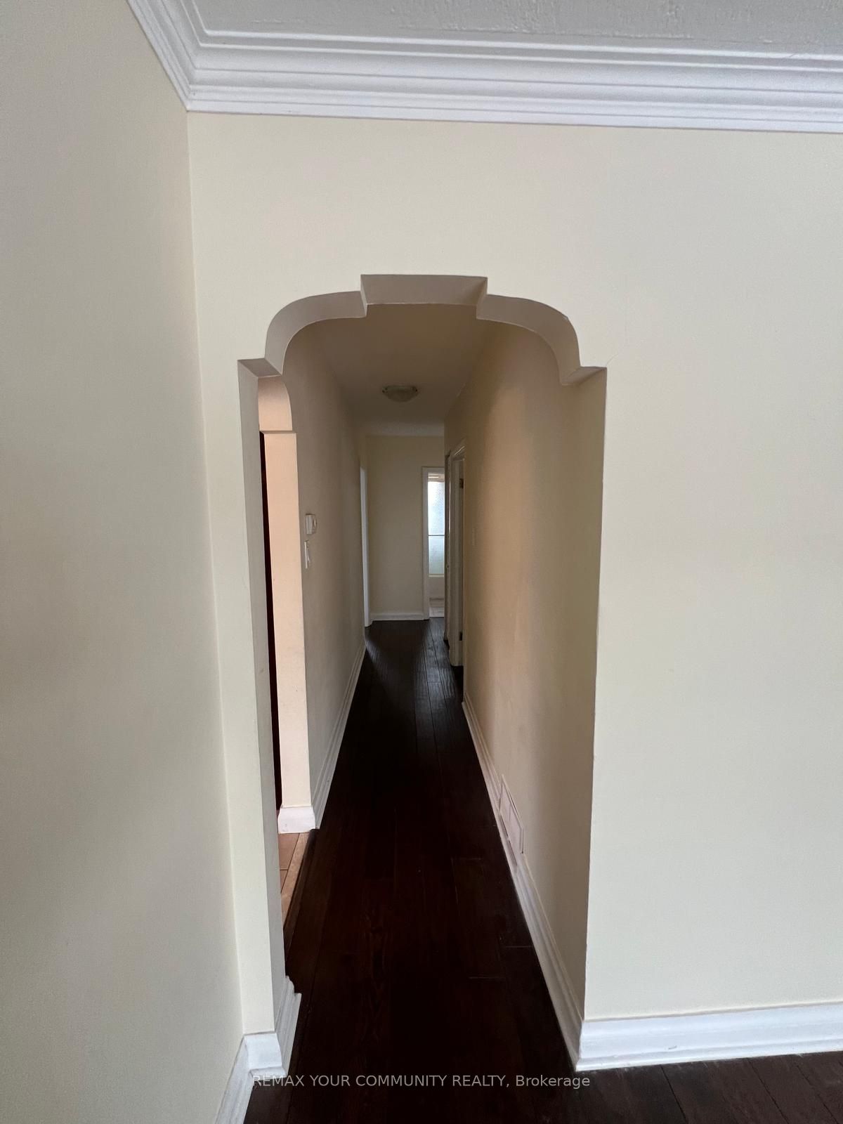233 Beta Street Upper Property Photo 4