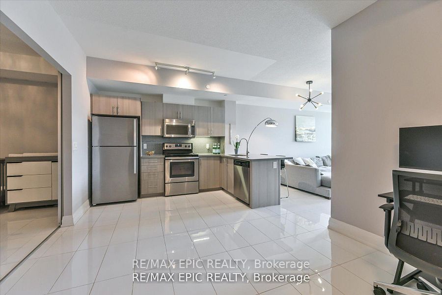 16 Mcadam Avenue 204 Property Photo 6