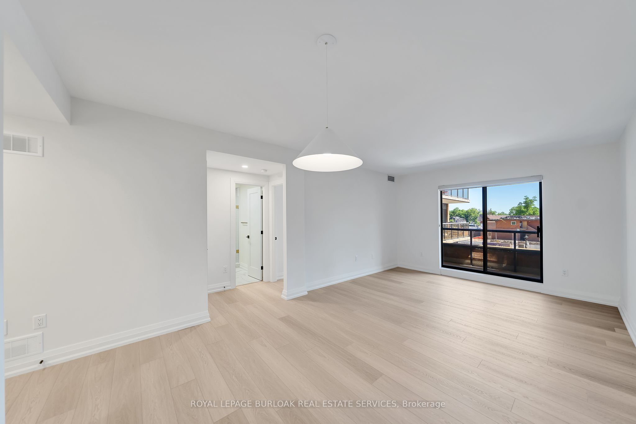 102 Bronte Road 303 Property Photo 6