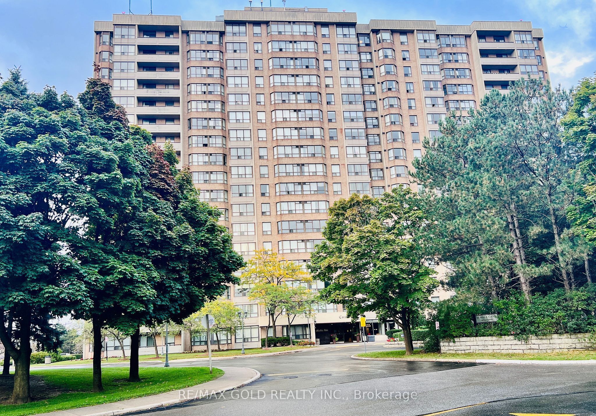 10 Malta Avenue 1504 Property Photo 1