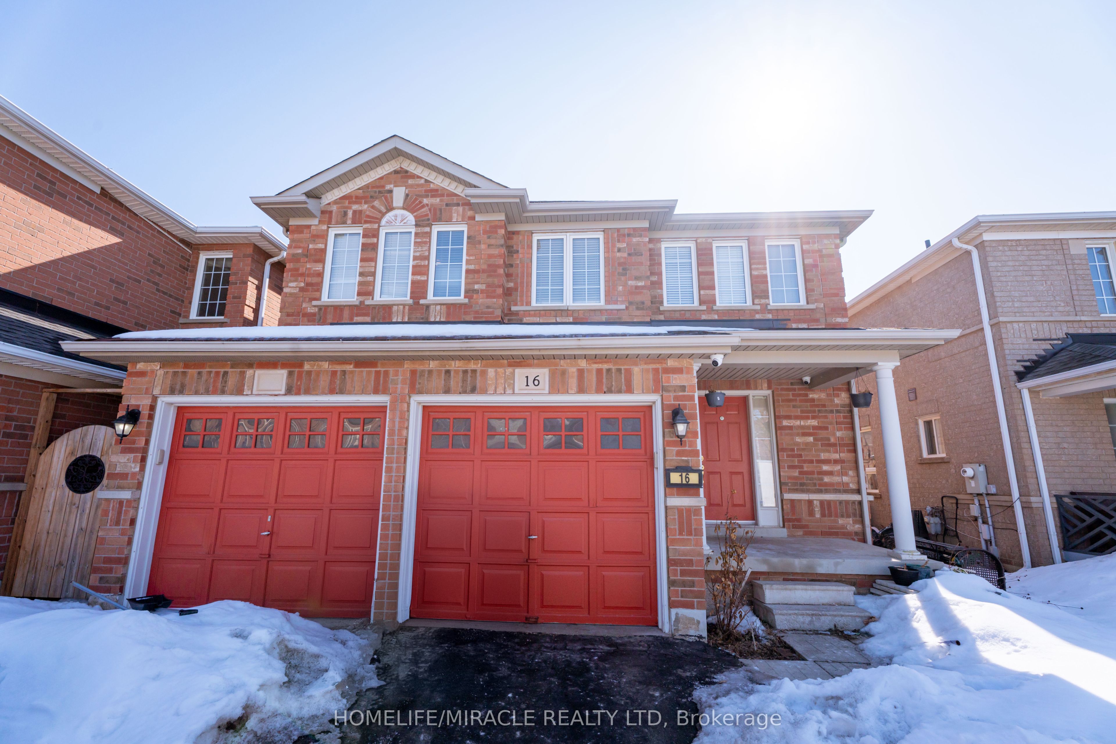 16 Dunure Crescent Property Photo 4