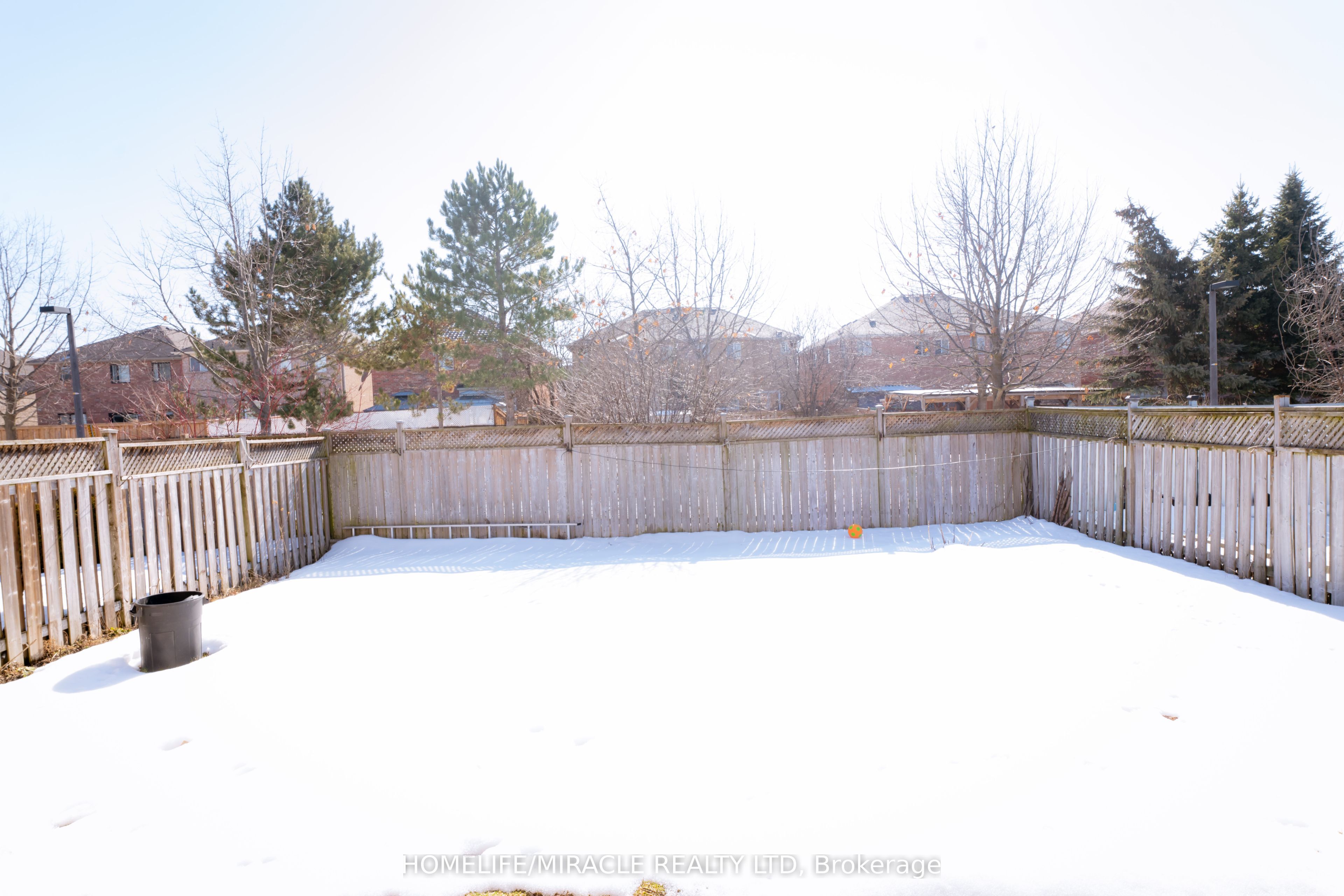 16 Dunure Crescent Property Photo 7