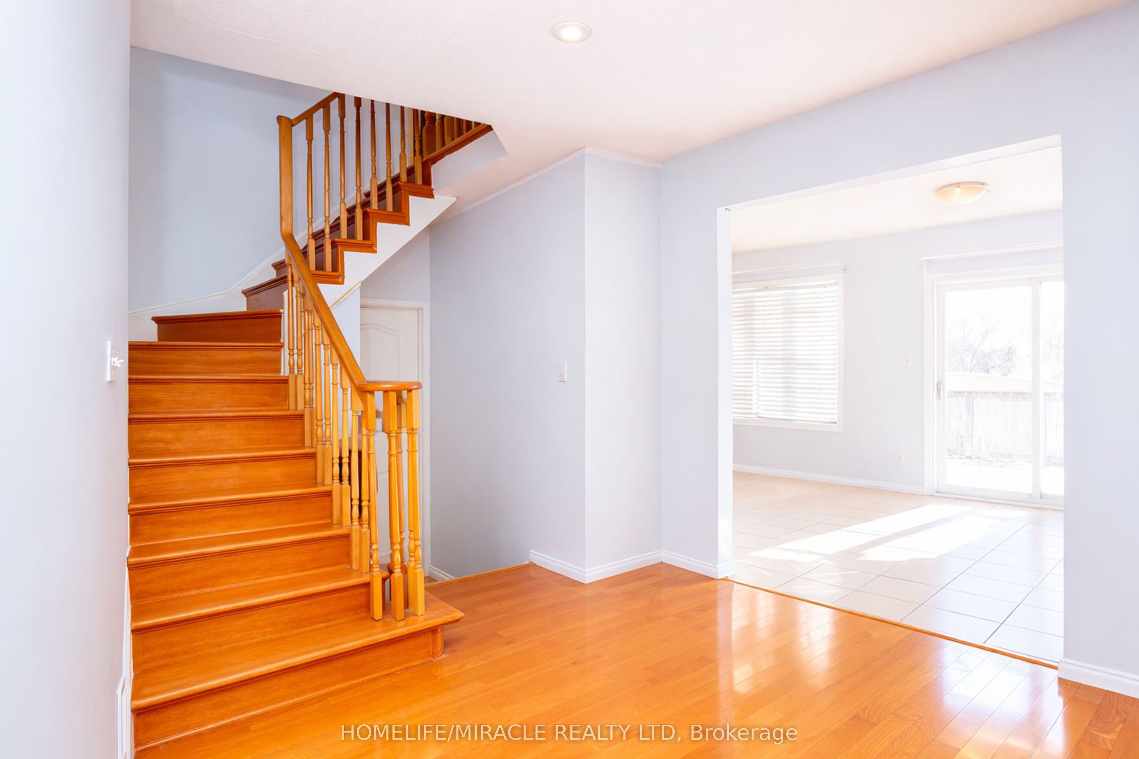 16 Dunure Crescent Property Photo 8