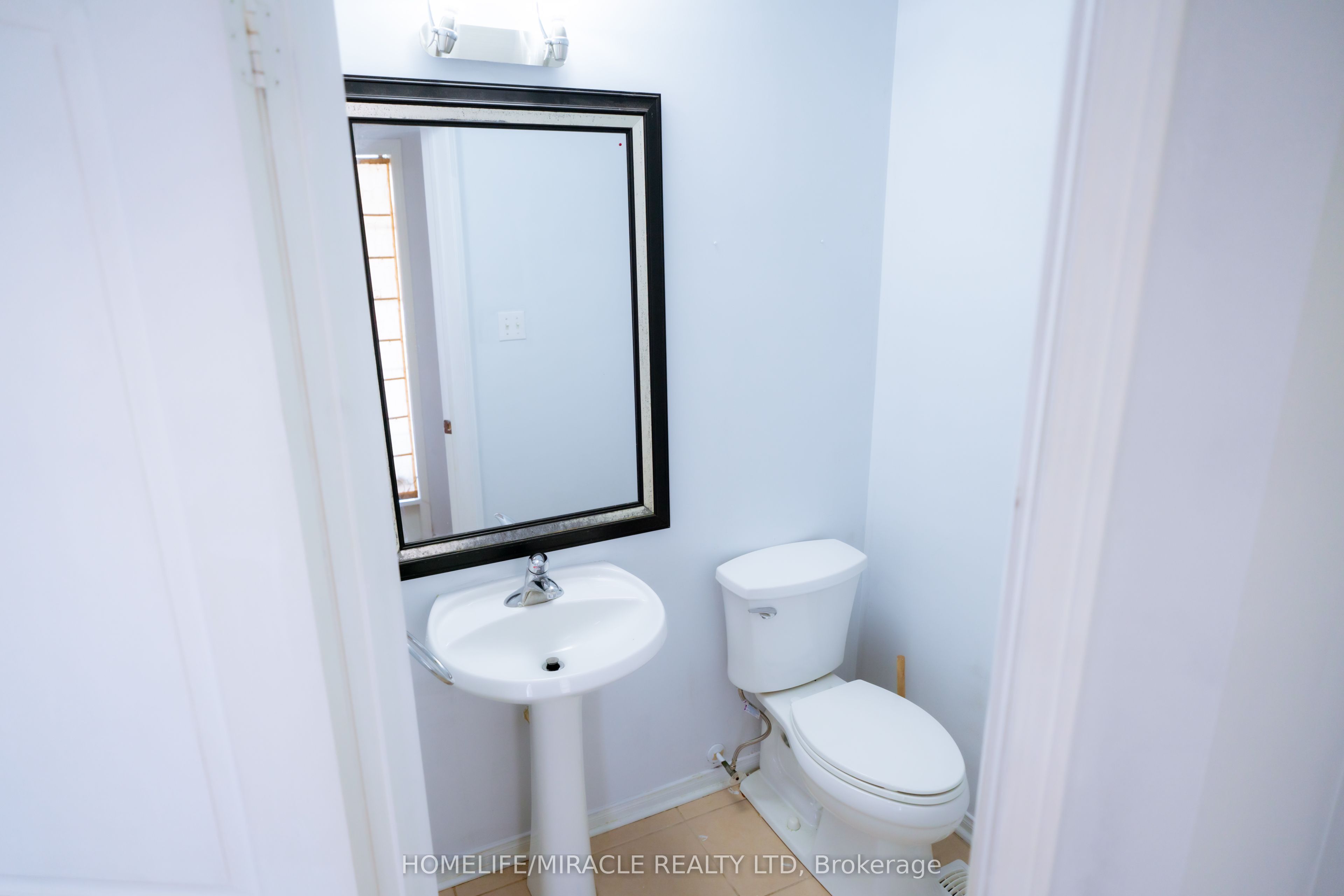 16 Dunure Crescent Property Photo 12