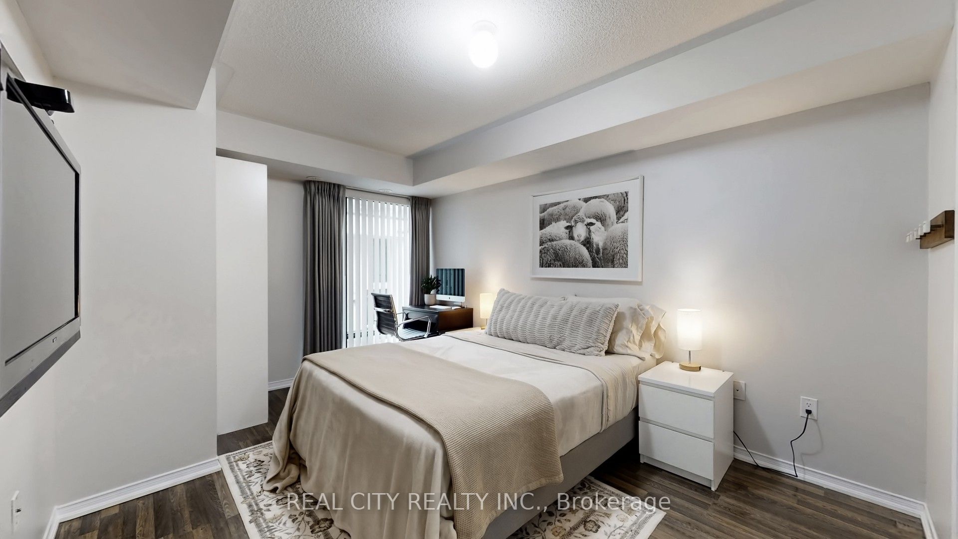 142 Widdicombe Hill Boulevard 511 Property Photo 11