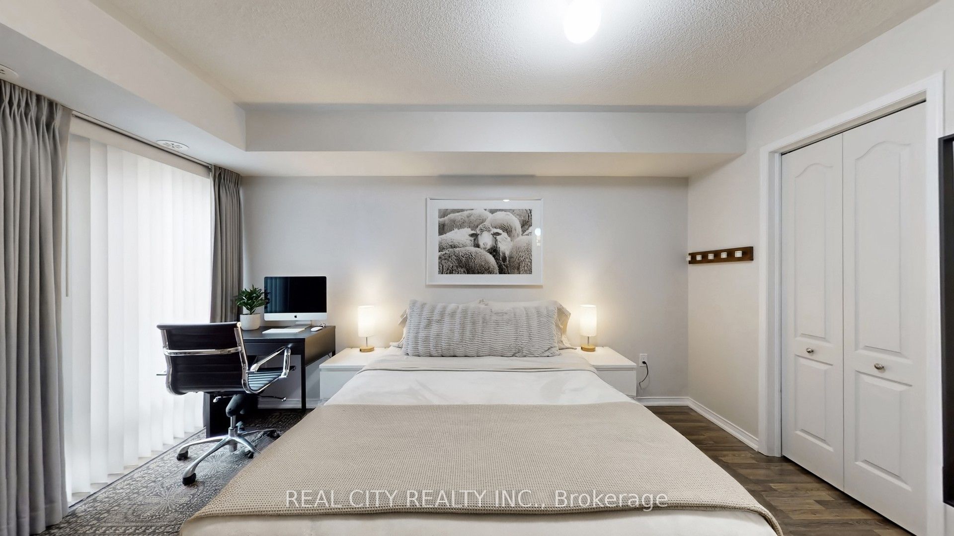 142 Widdicombe Hill Boulevard 511 Property Photo 14