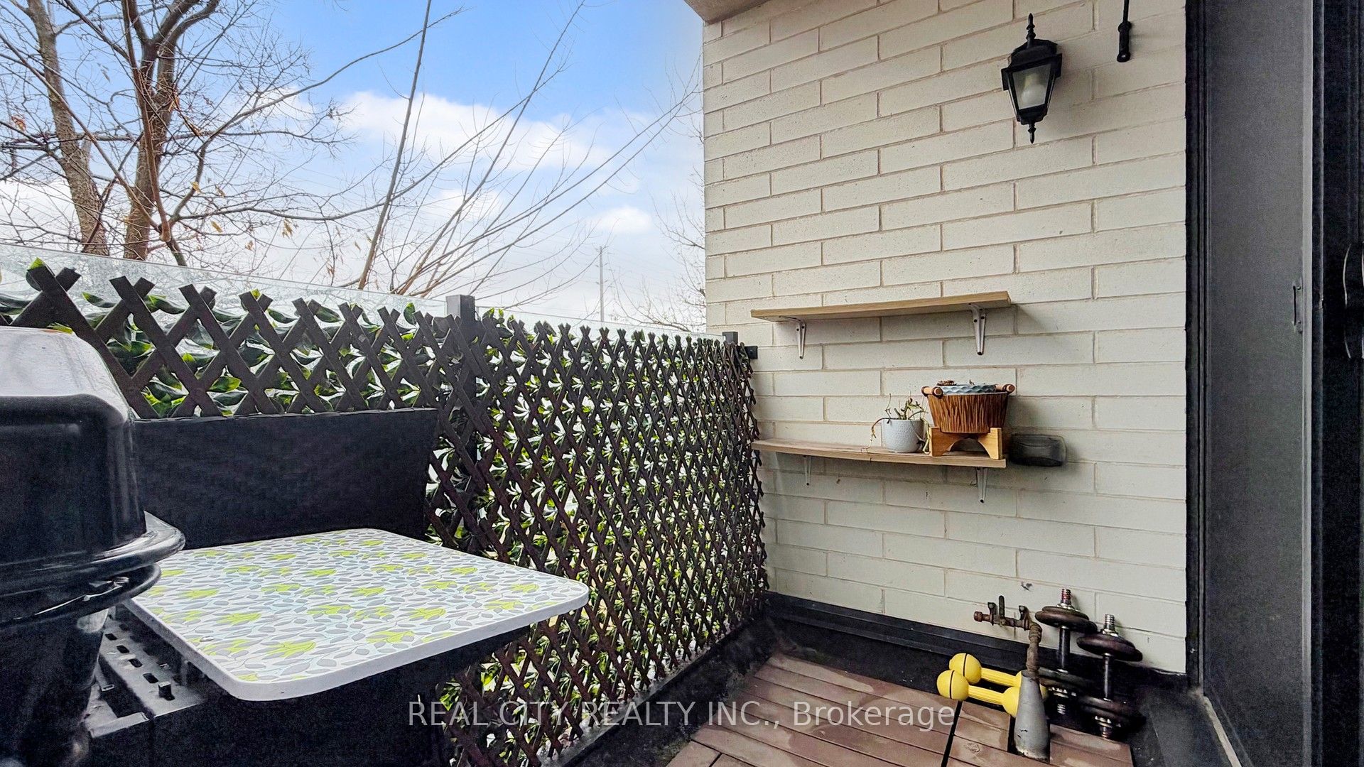 142 Widdicombe Hill Boulevard 511 Property Photo 21