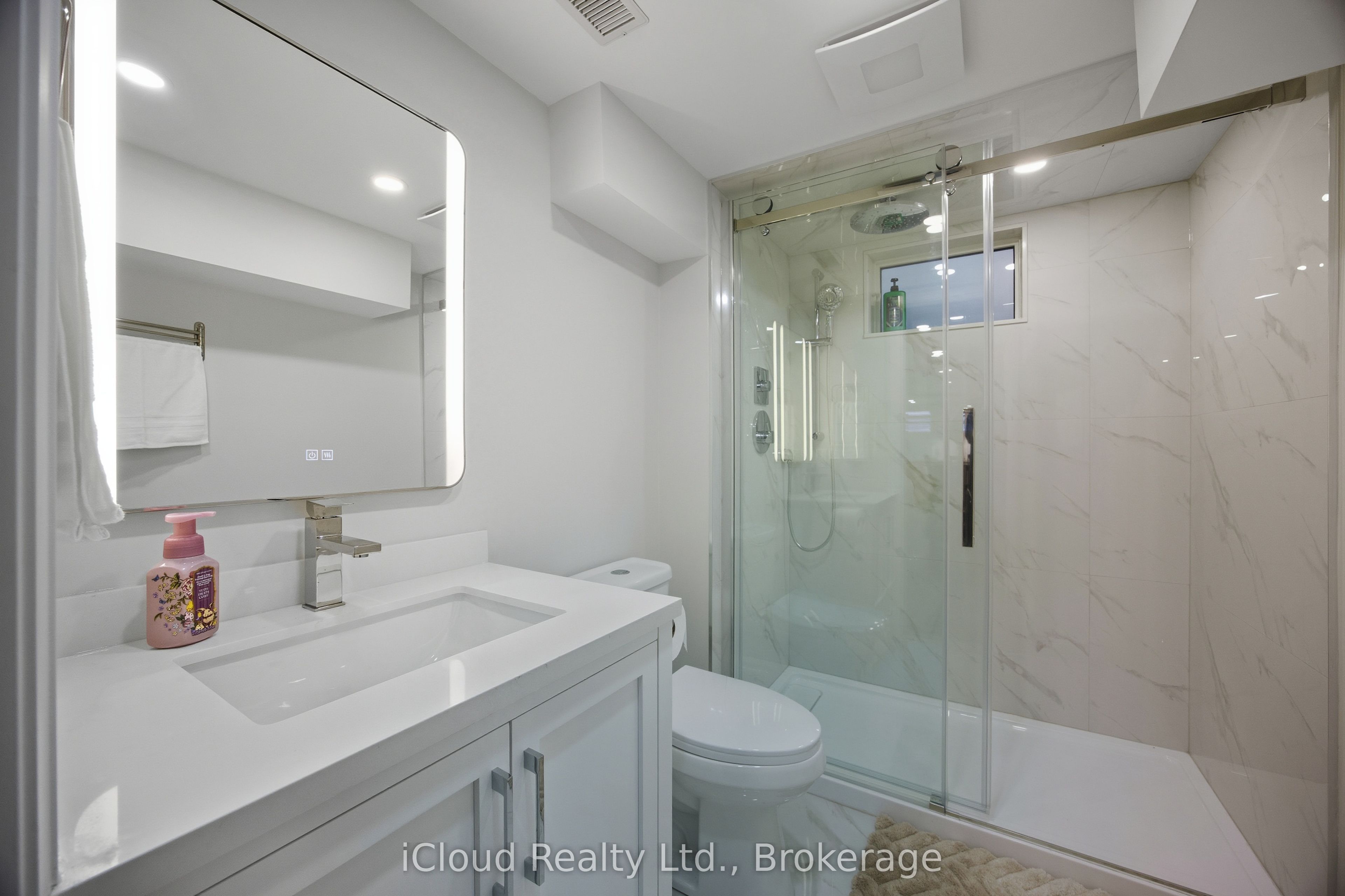 23 Swanhurst Boulevard B Property Photo 13