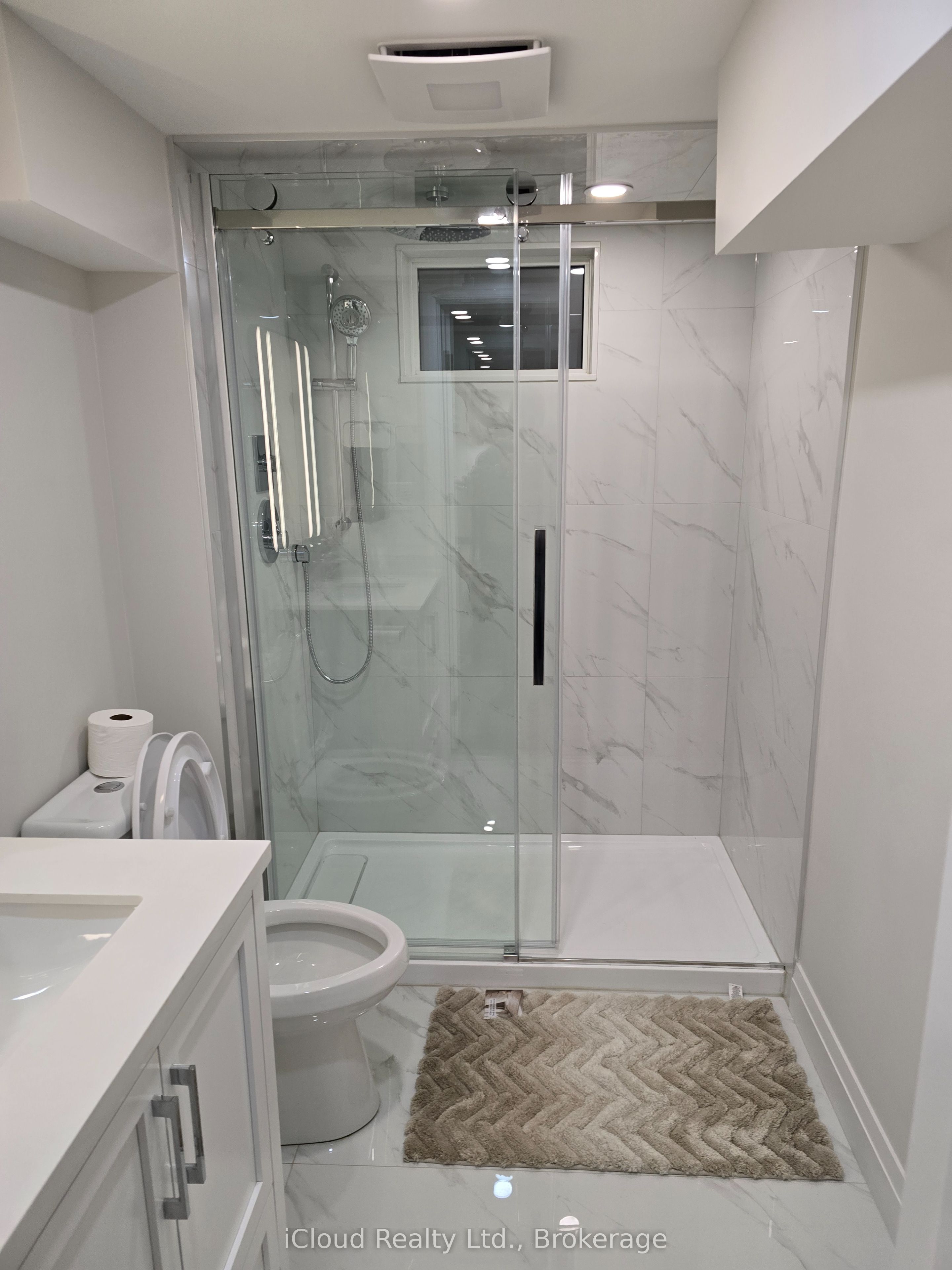 23 Swanhurst Boulevard B Property Photo 14