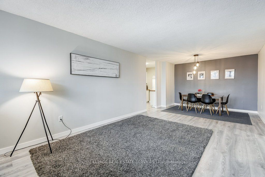 212 Kerr Street 601 Property Photo 12