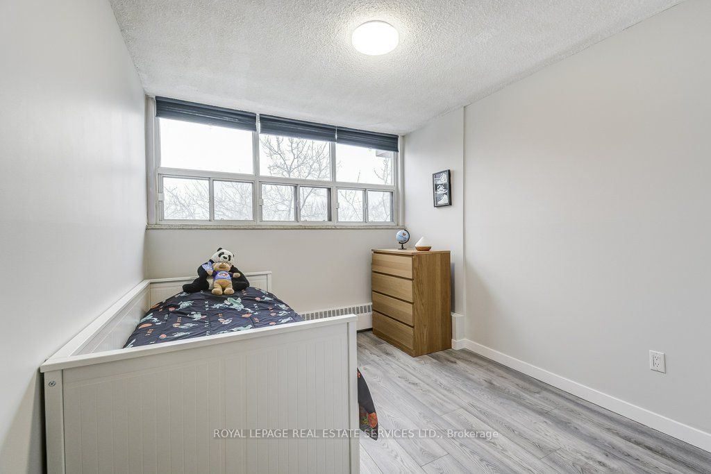 212 Kerr Street 601 Property Photo 30