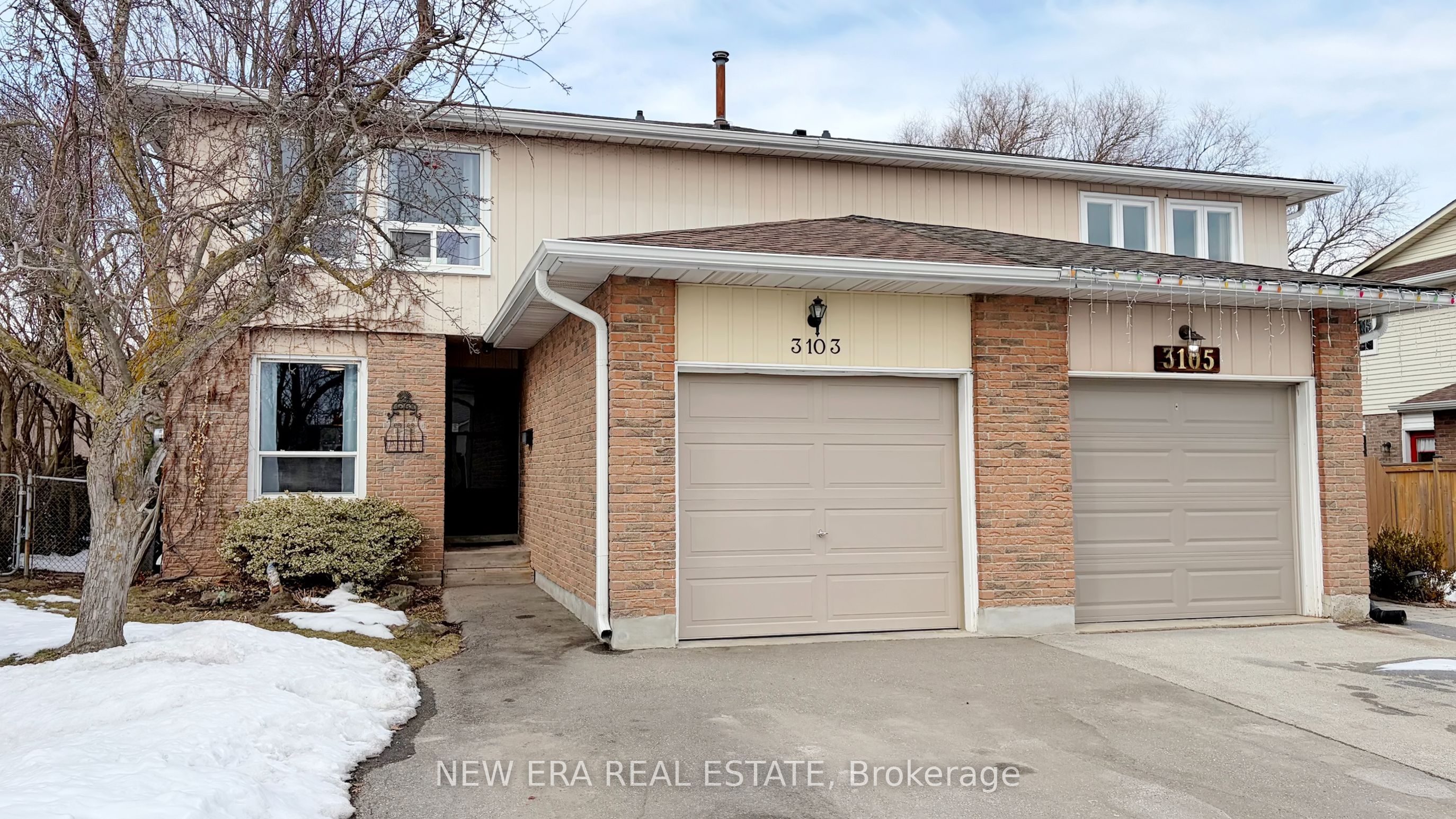 3103 Autumn Hill Crescent Property Photo 4