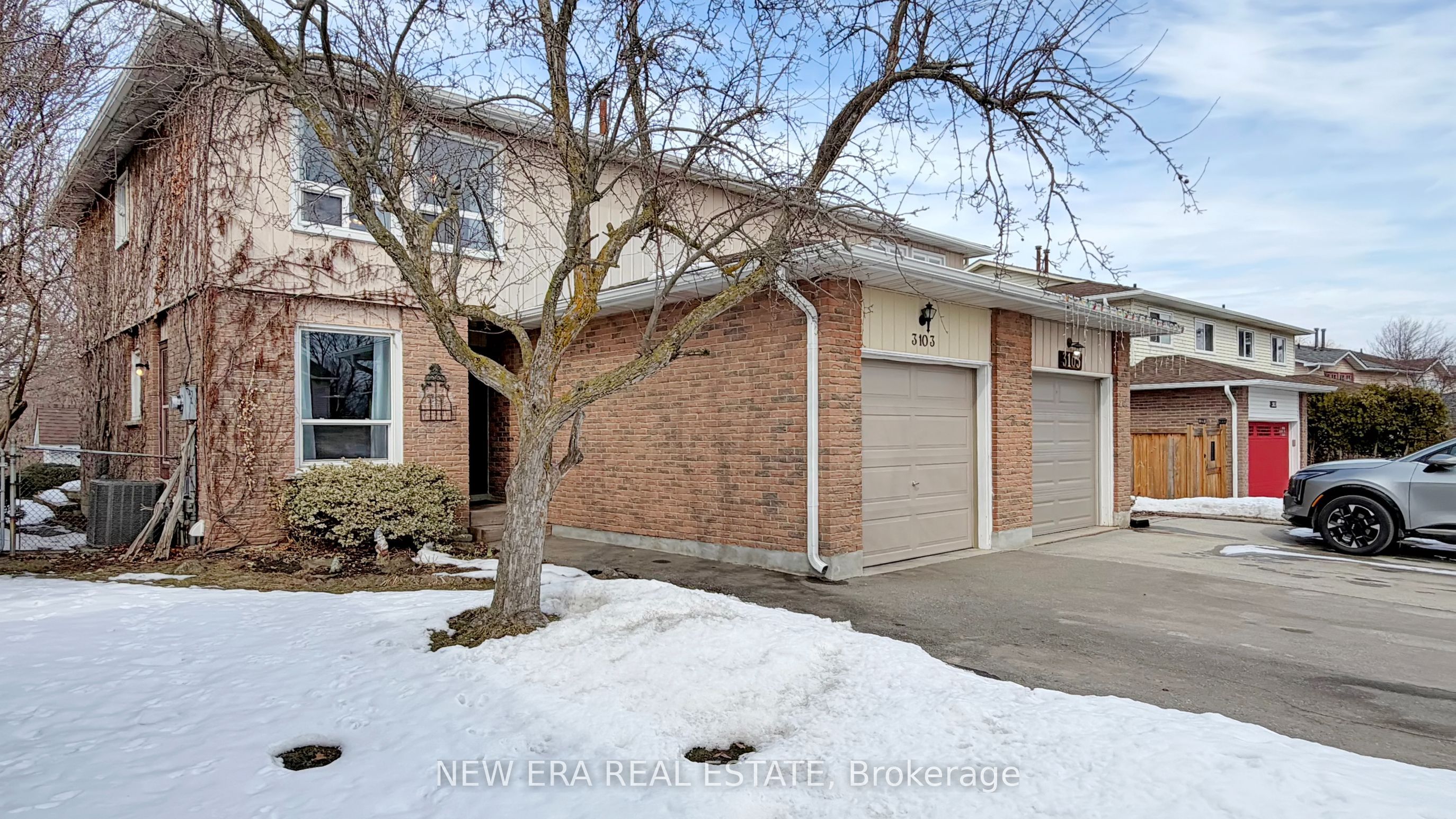3103 Autumn Hill Crescent Property Photo 5