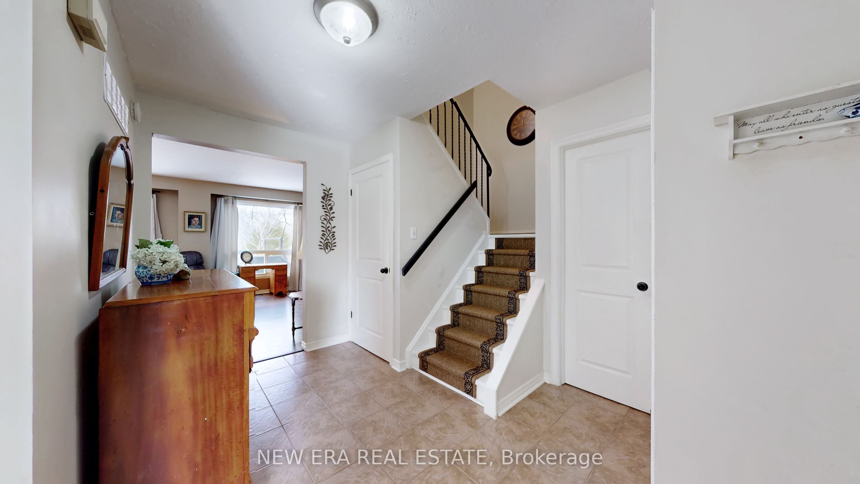 3103 Autumn Hill Crescent Property Photo 7