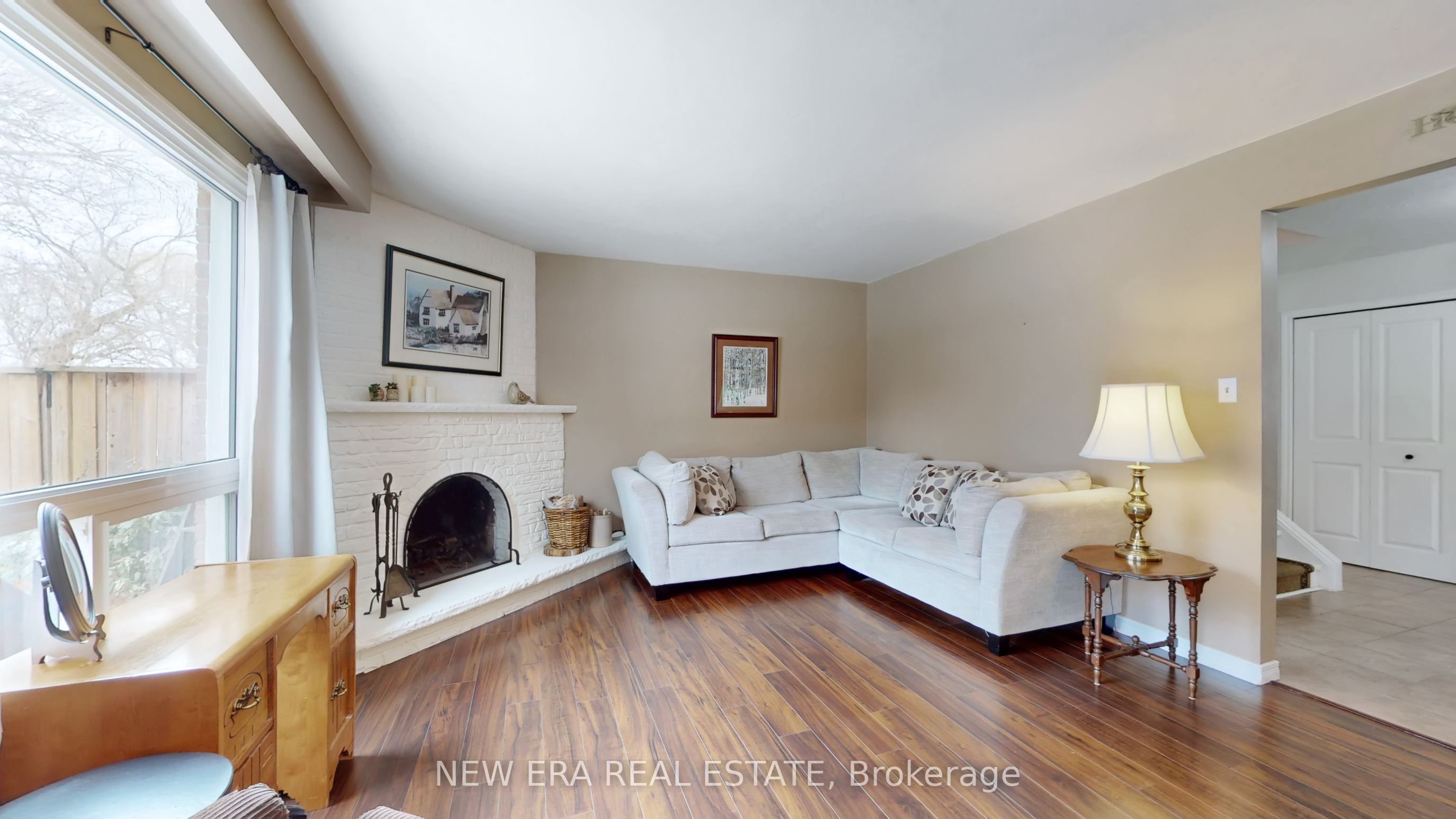 3103 Autumn Hill Crescent Property Photo 9