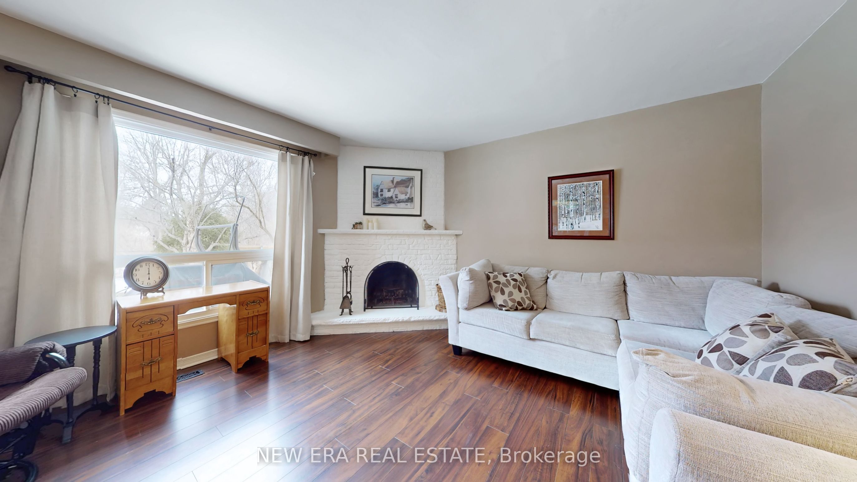 3103 Autumn Hill Crescent Property Photo 10