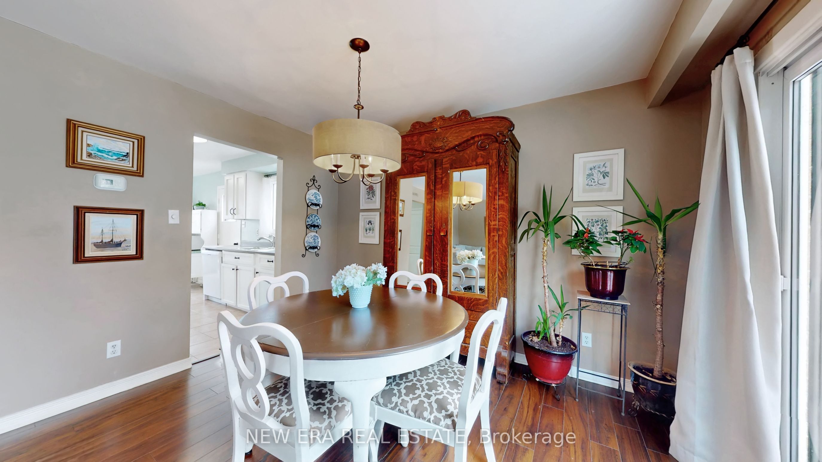3103 Autumn Hill Crescent Property Photo 17