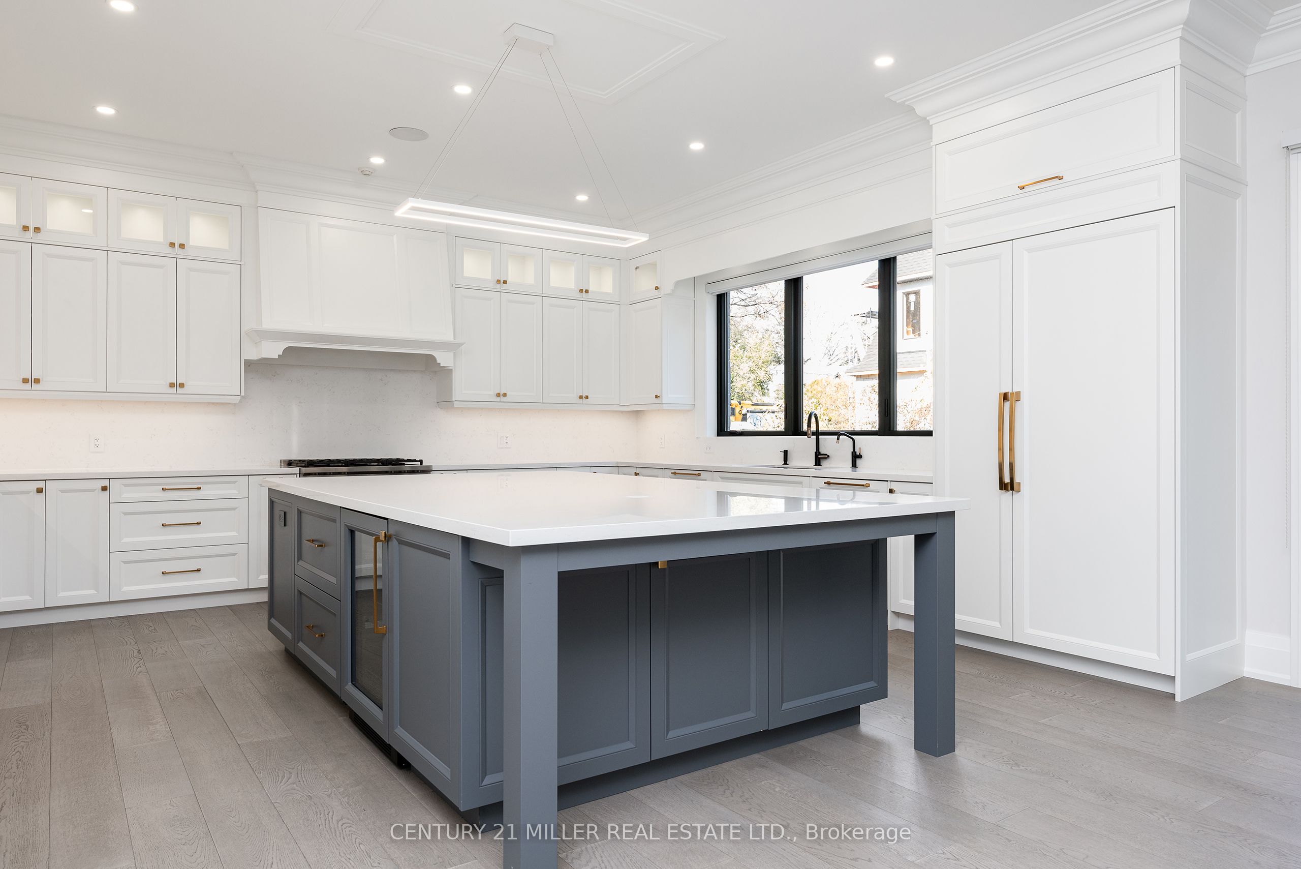 481 Chartwell Road Property Photo 11