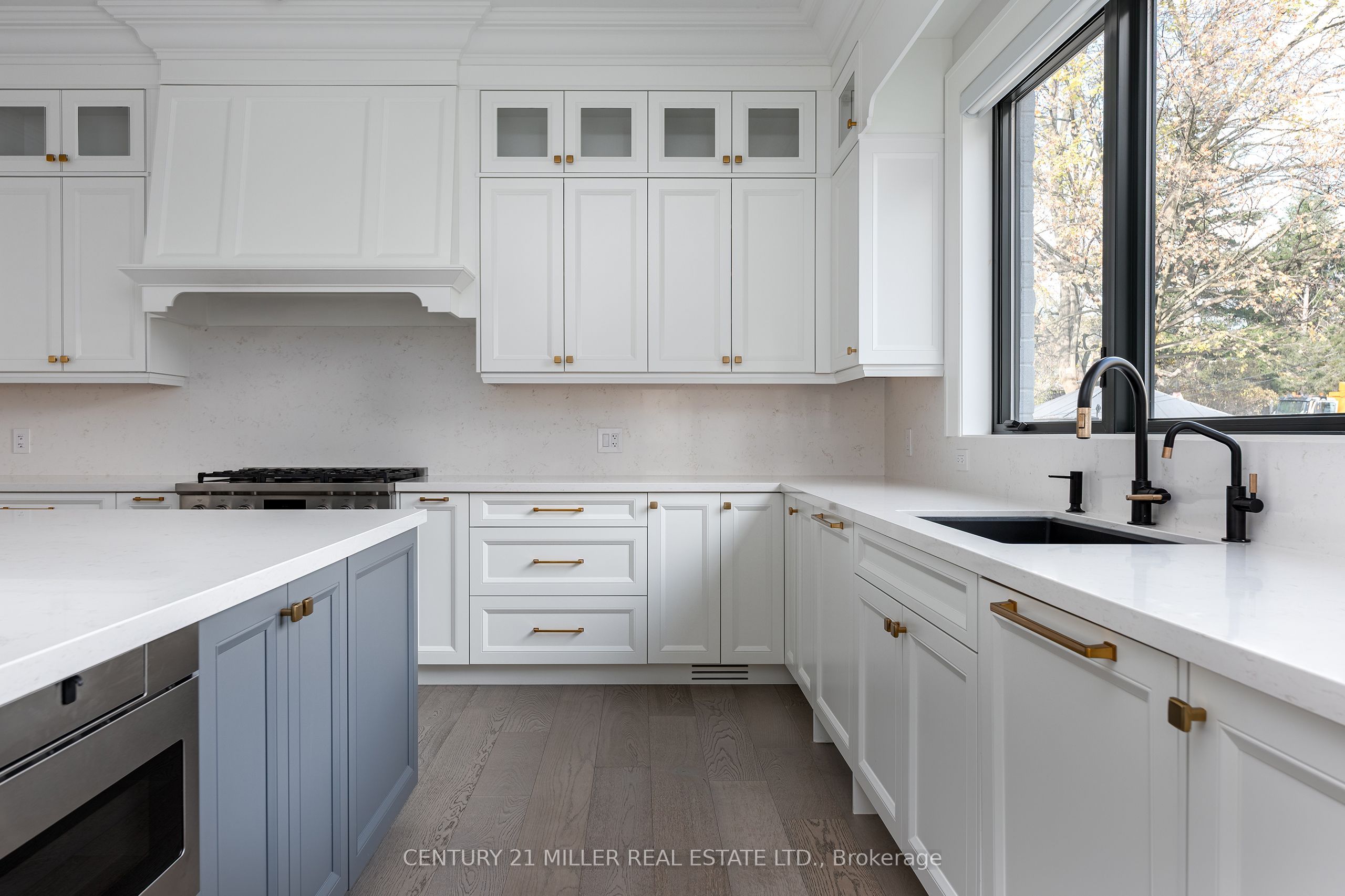 481 Chartwell Road Property Photo 12