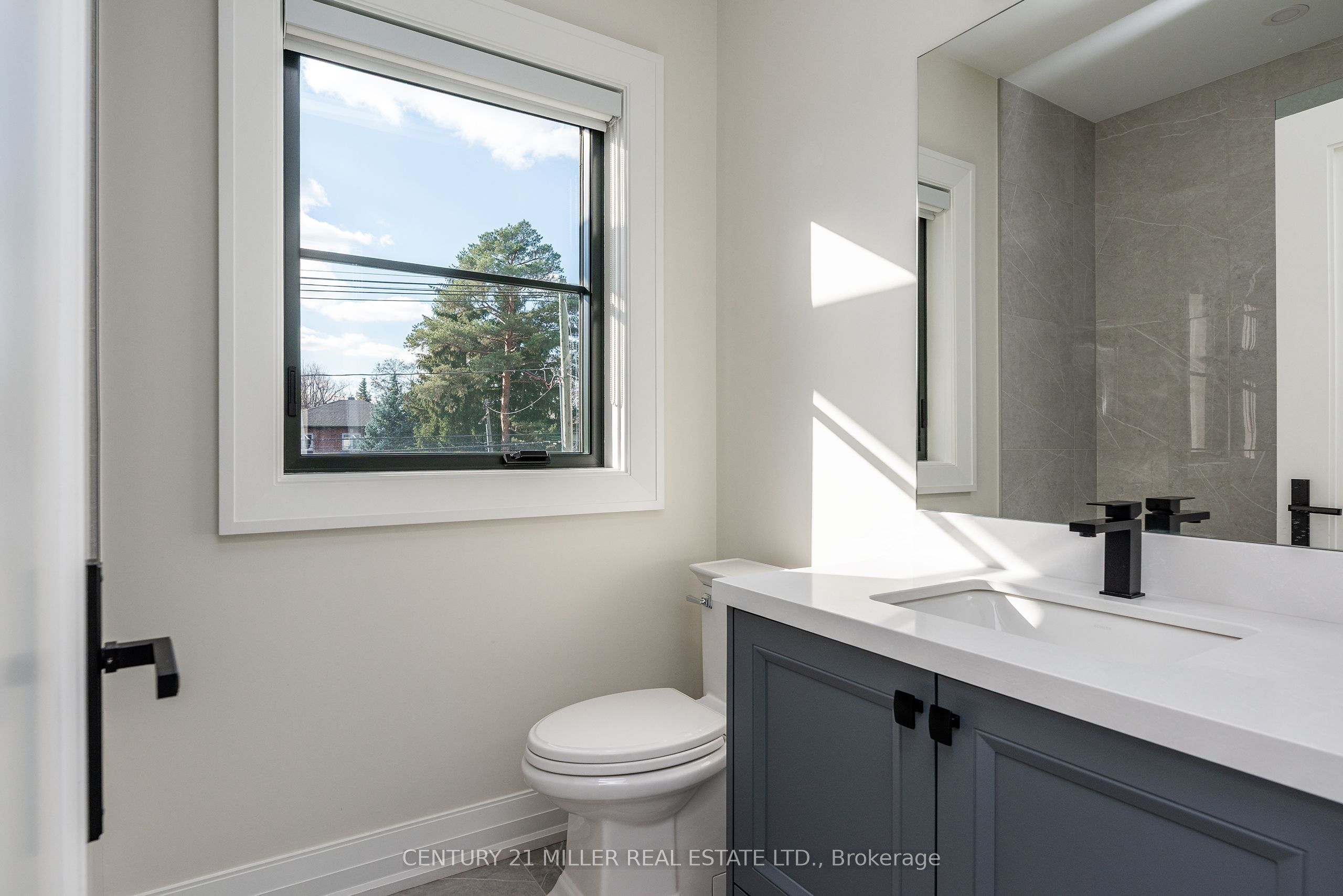 481 Chartwell Road Property Photo 27