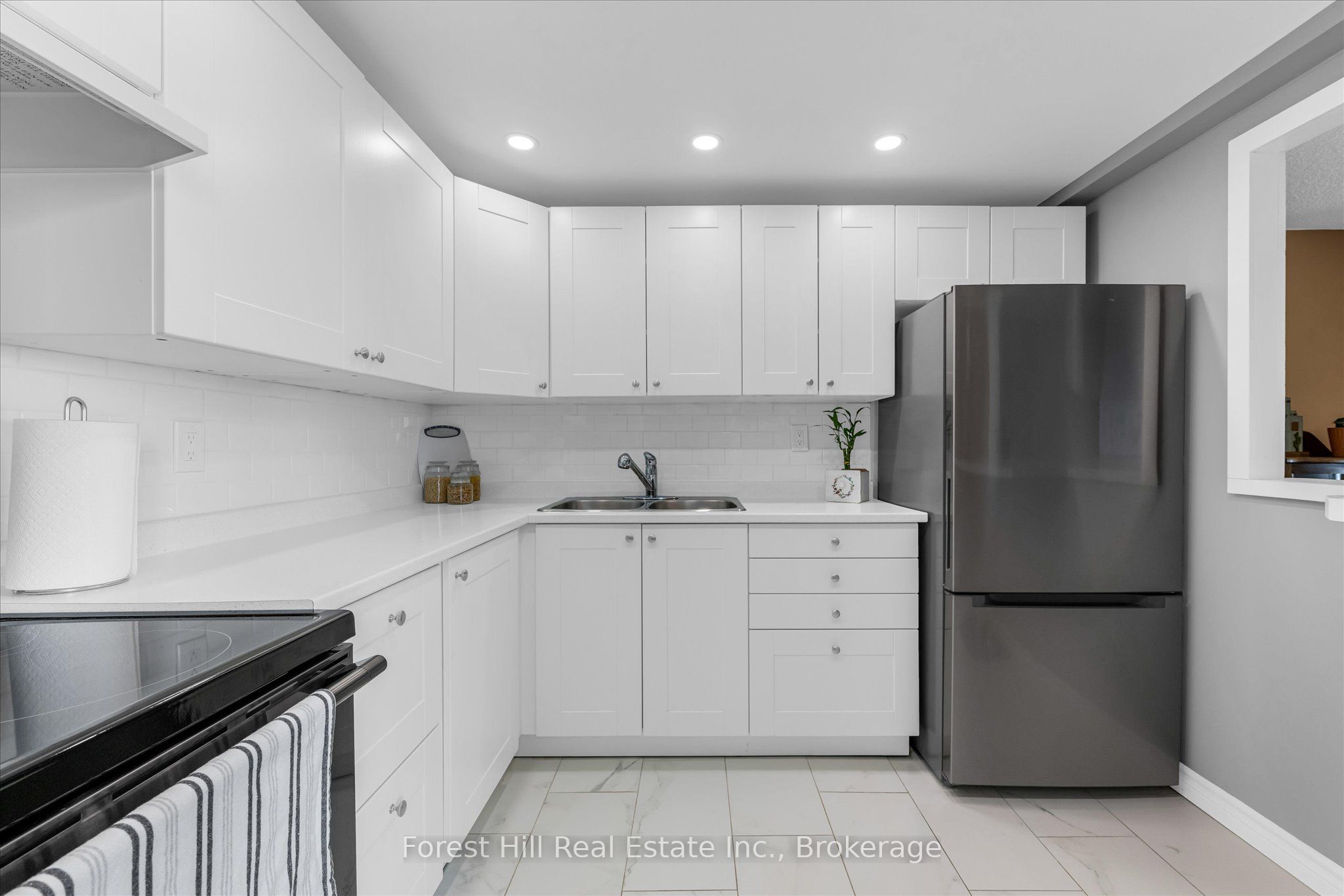20 Speers Road 502 Property Photo 9