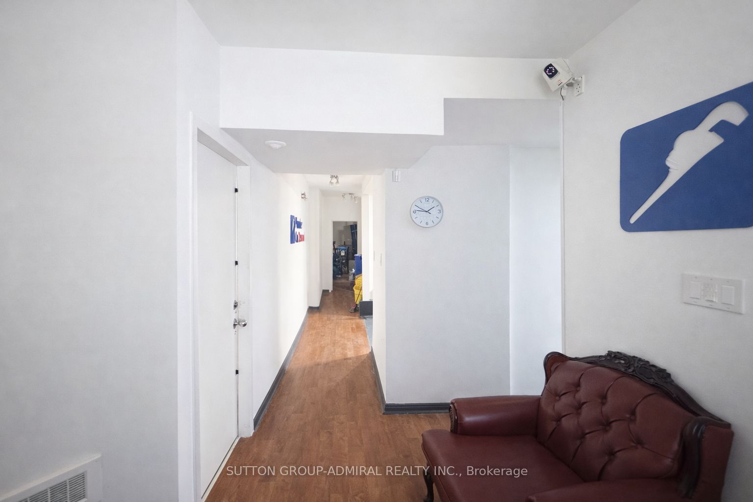 2000 Eglinton Avenue W Property Photo 5