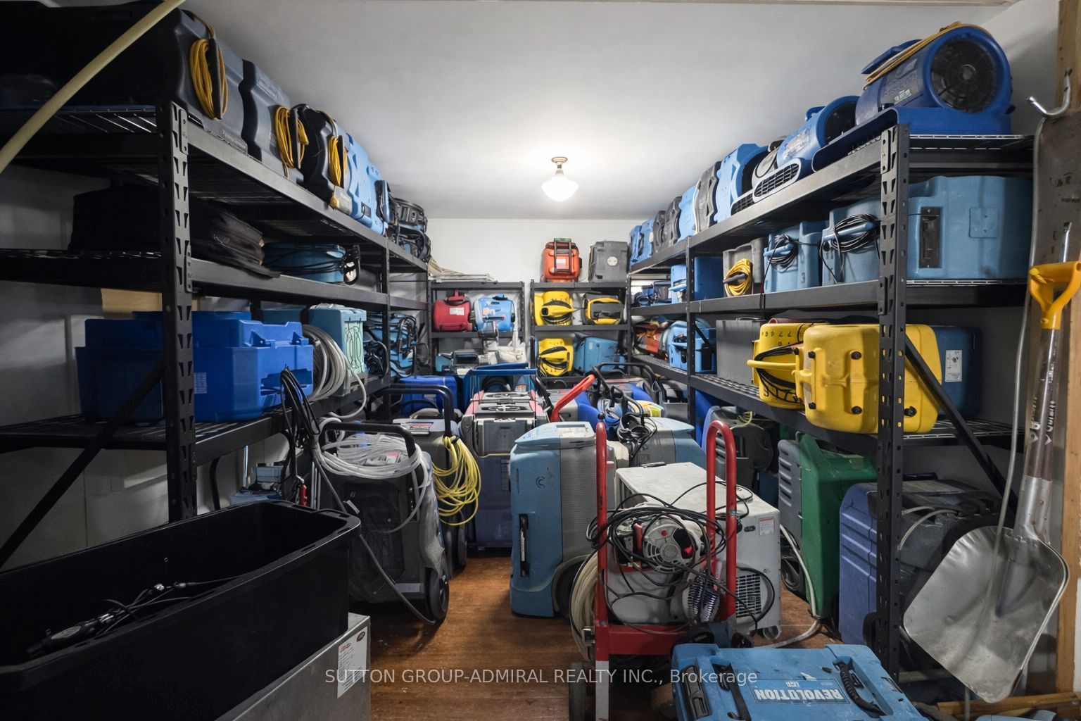 2000 Eglinton Avenue W Property Photo 14