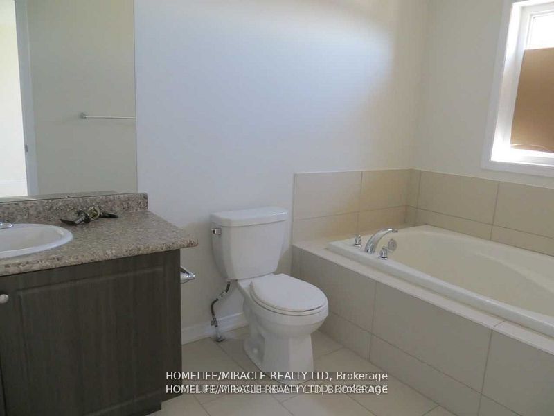 142 Golden Springs Drive Property Photo 14