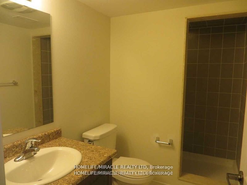 142 Golden Springs Drive Property Photo 18