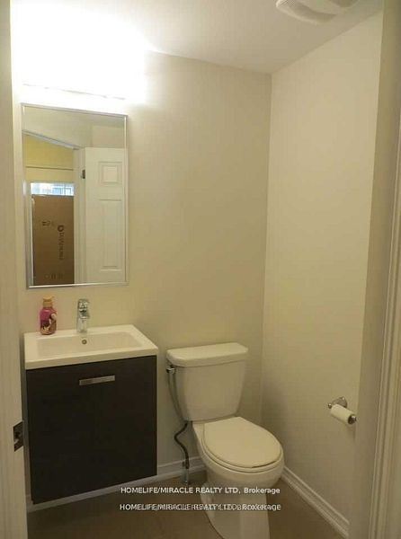 142 Golden Springs Drive Property Photo 20