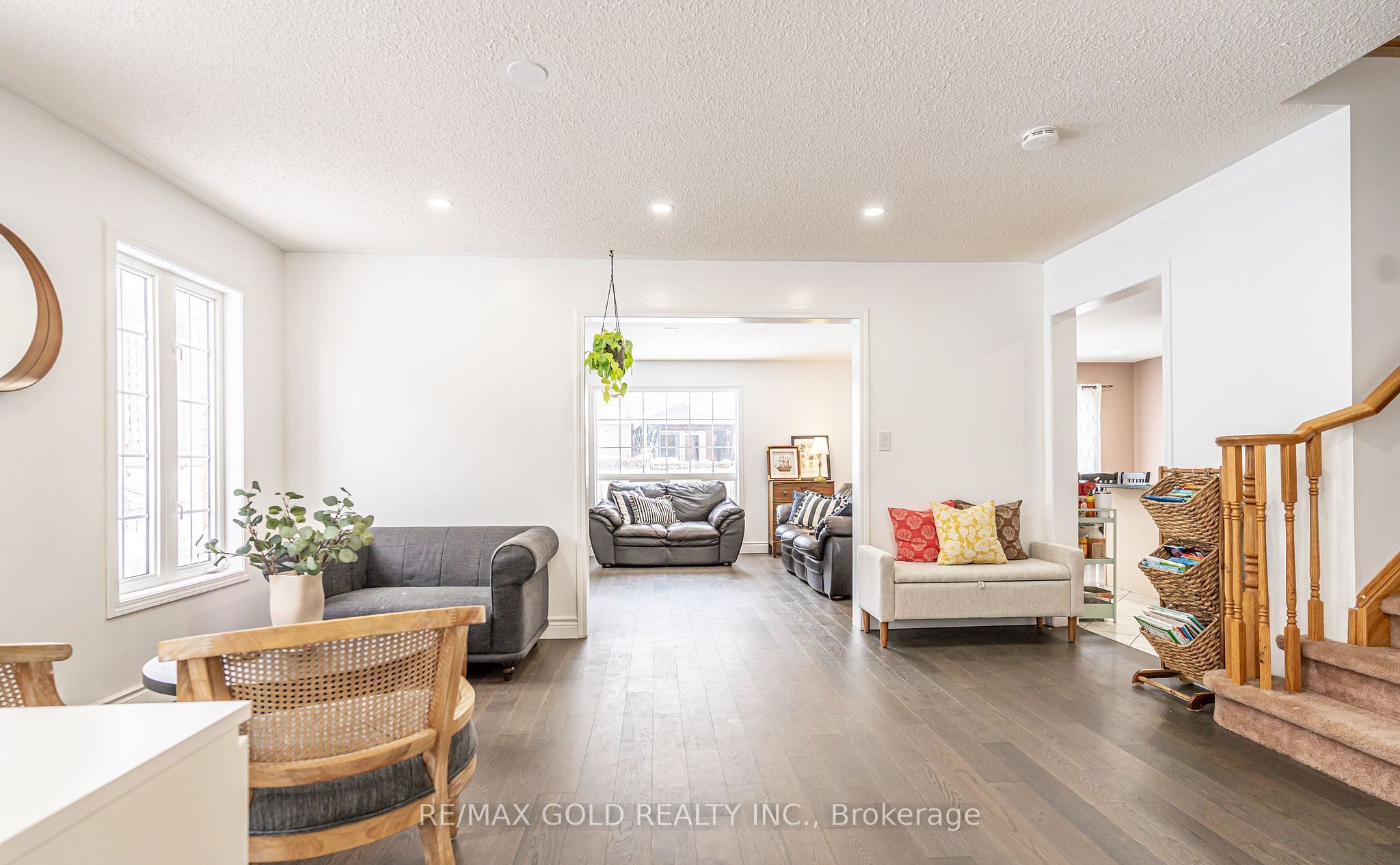 2 Zimmer Street Property Photo 1