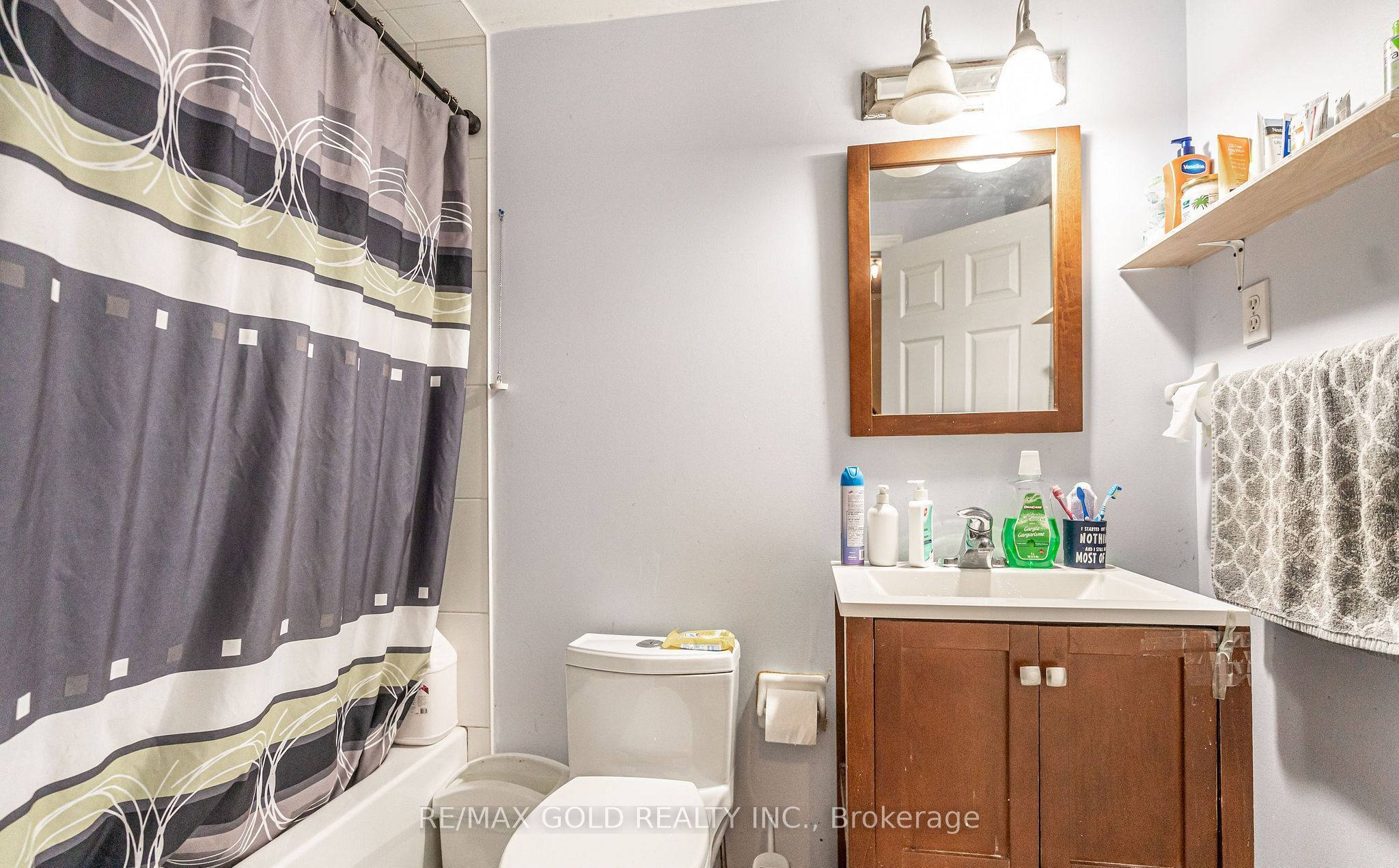 2 Zimmer Street Property Photo 39