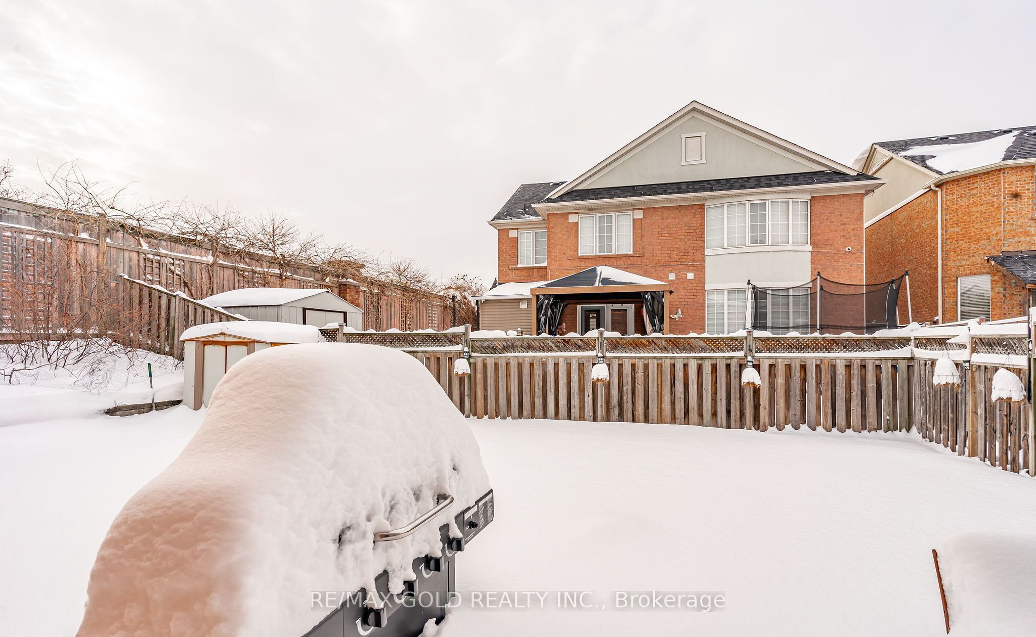 2 Zimmer Street Property Photo 41