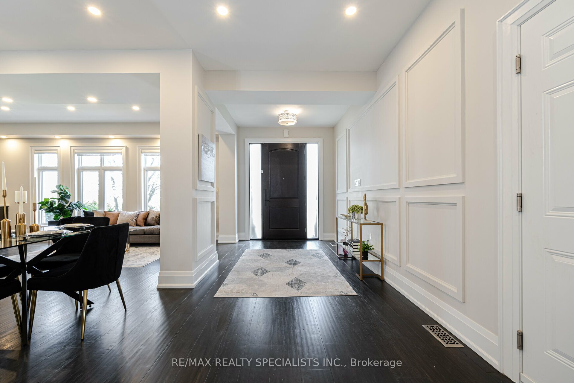 427 Pinegrove Road Property Photo 4