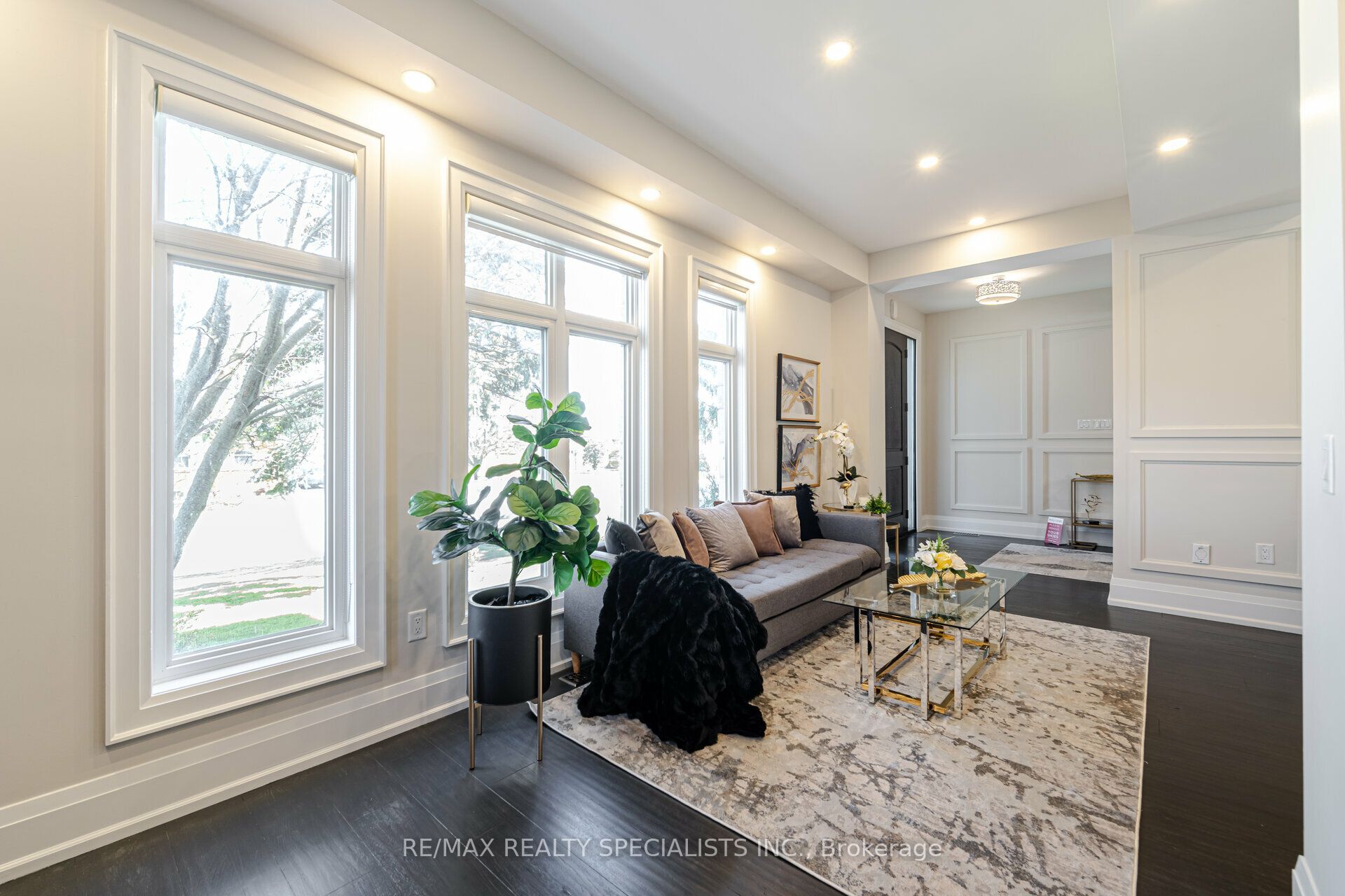 427 Pinegrove Road Property Photo 8
