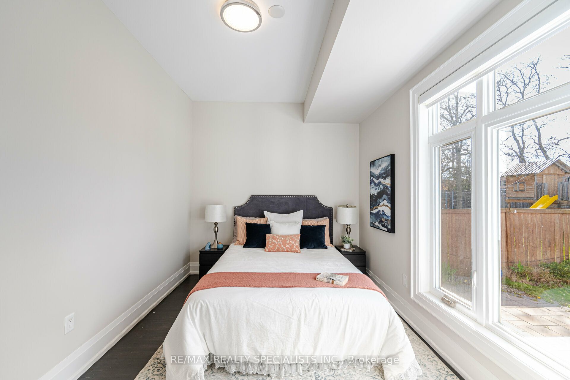 427 Pinegrove Road Property Photo 15