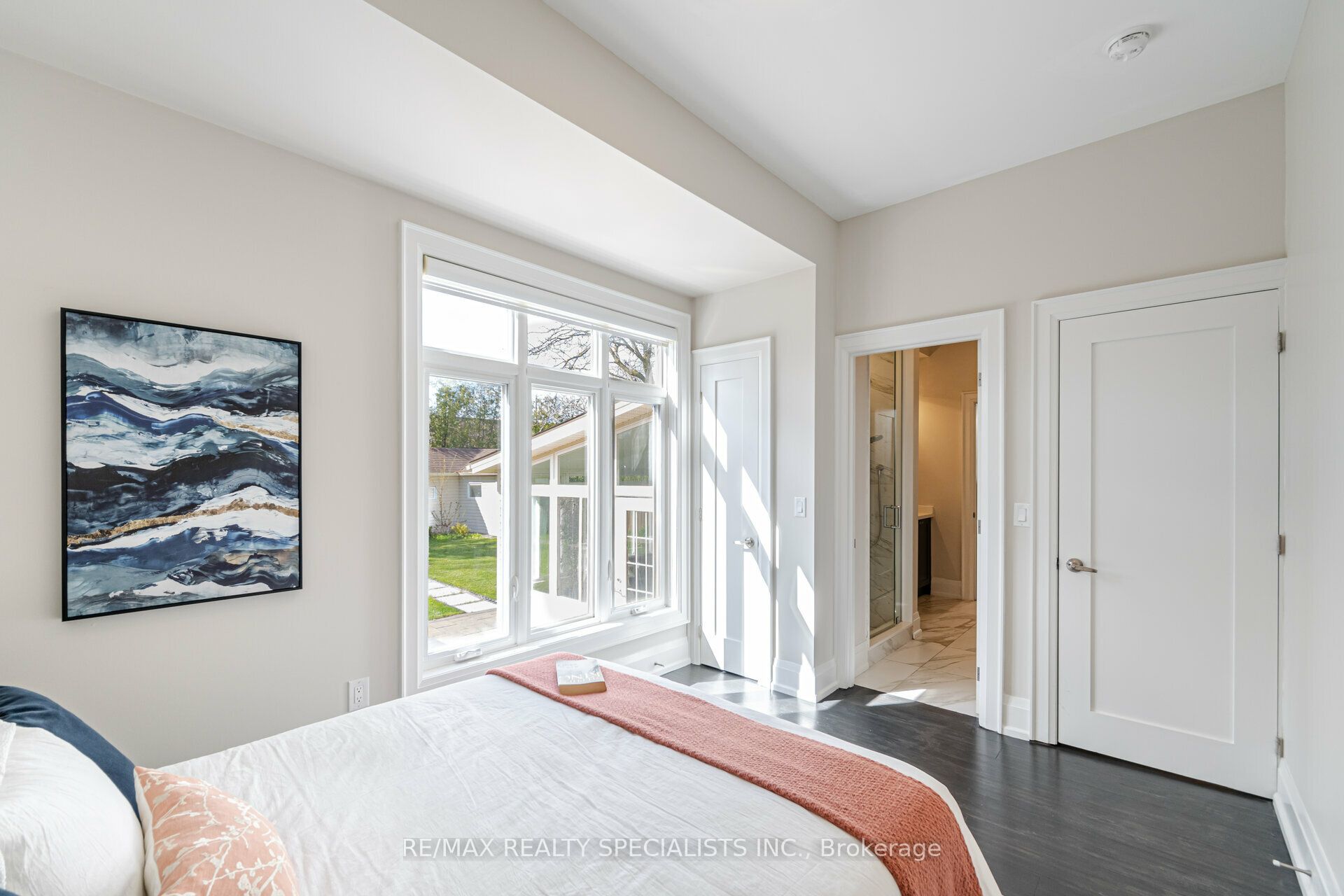 427 Pinegrove Road Property Photo 16
