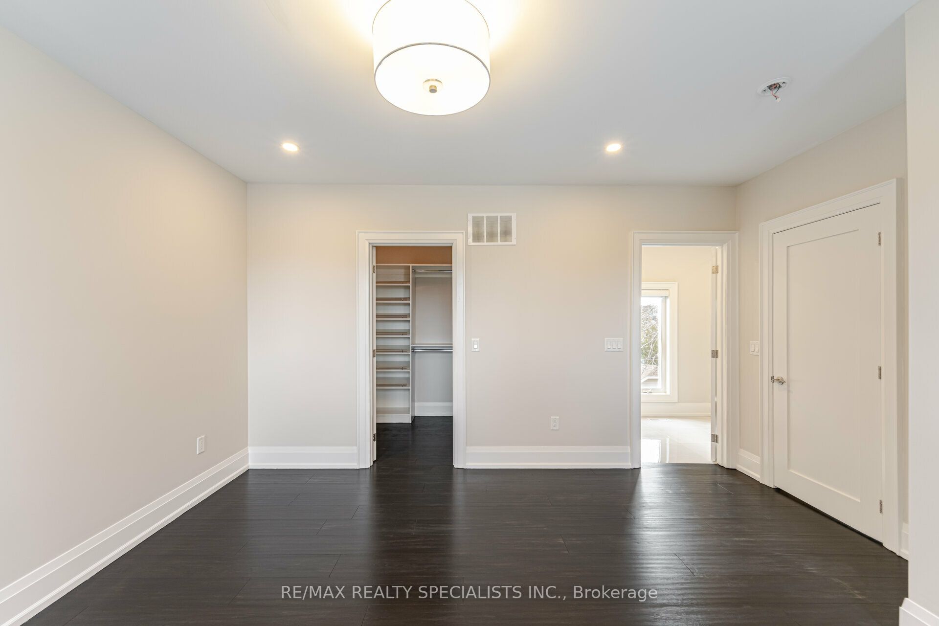 427 Pinegrove Road Property Photo 21