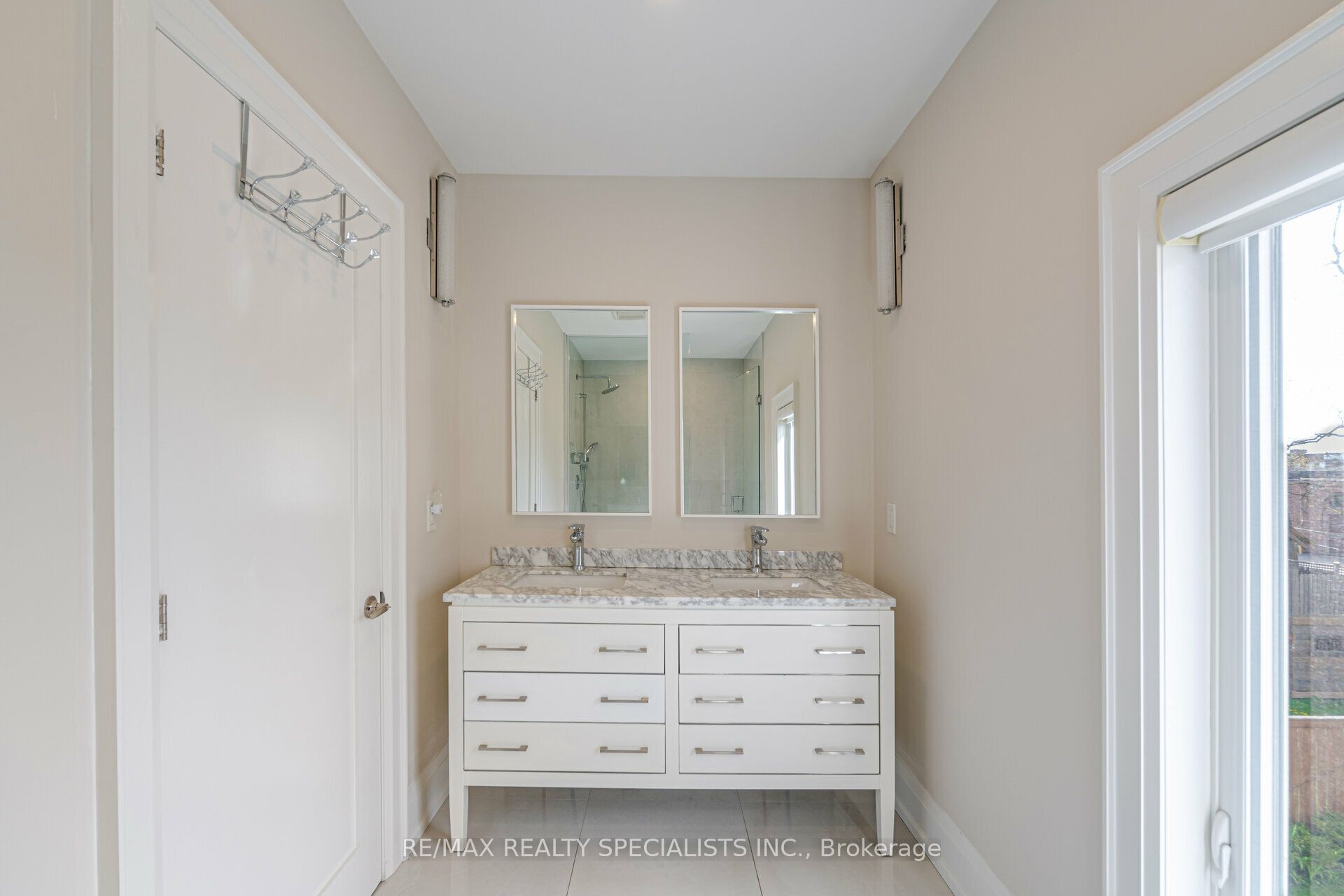 427 Pinegrove Road Property Photo 23