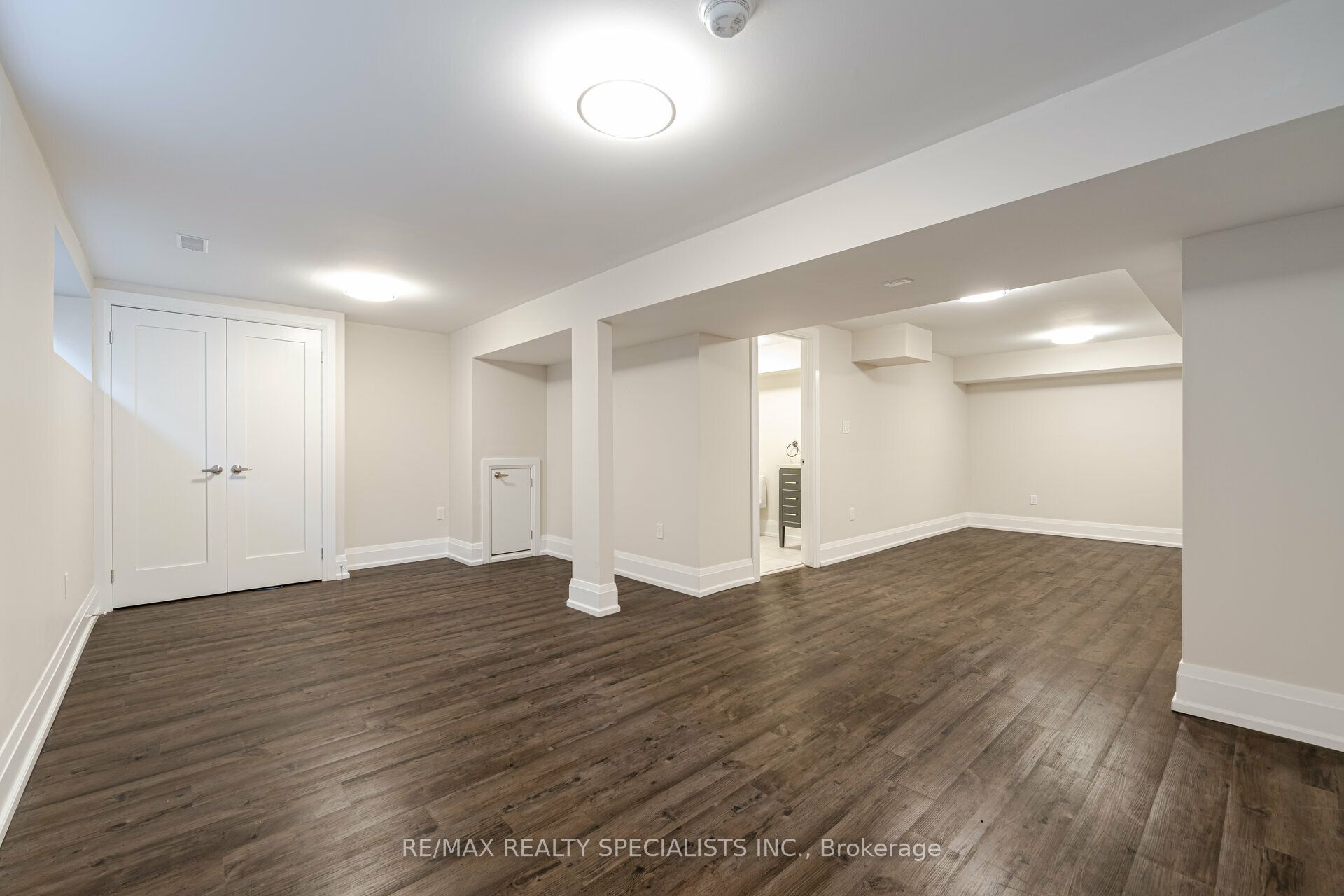 427 Pinegrove Road Property Photo 27